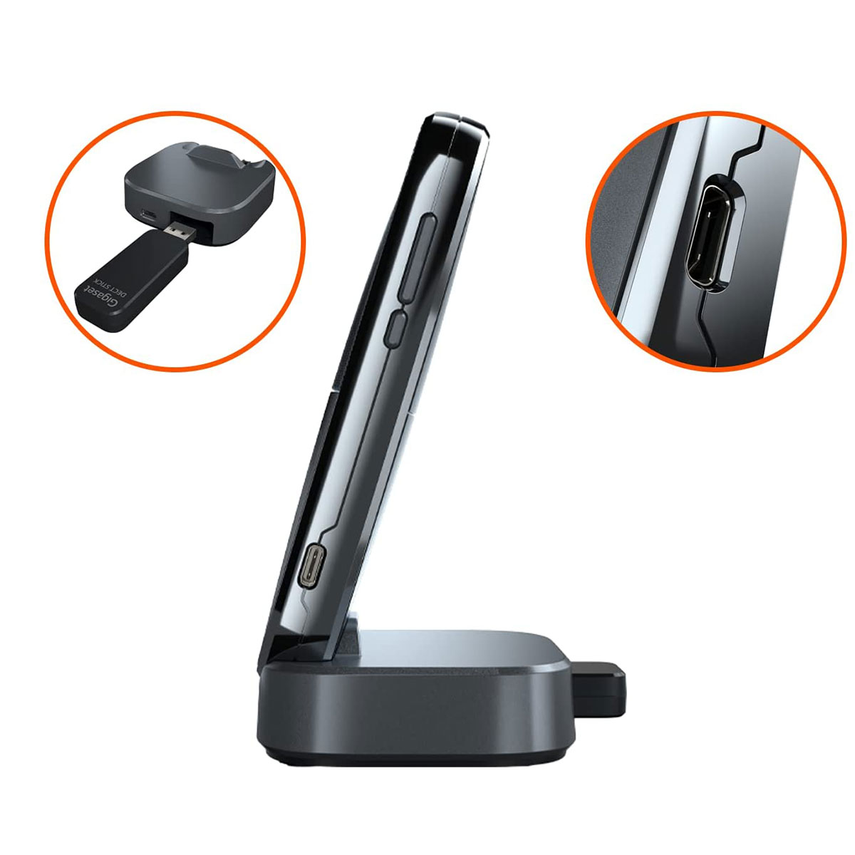 Téléphone noir sur un socle de chargement, vue latérale, détails du port USB et accessoires affichés.
