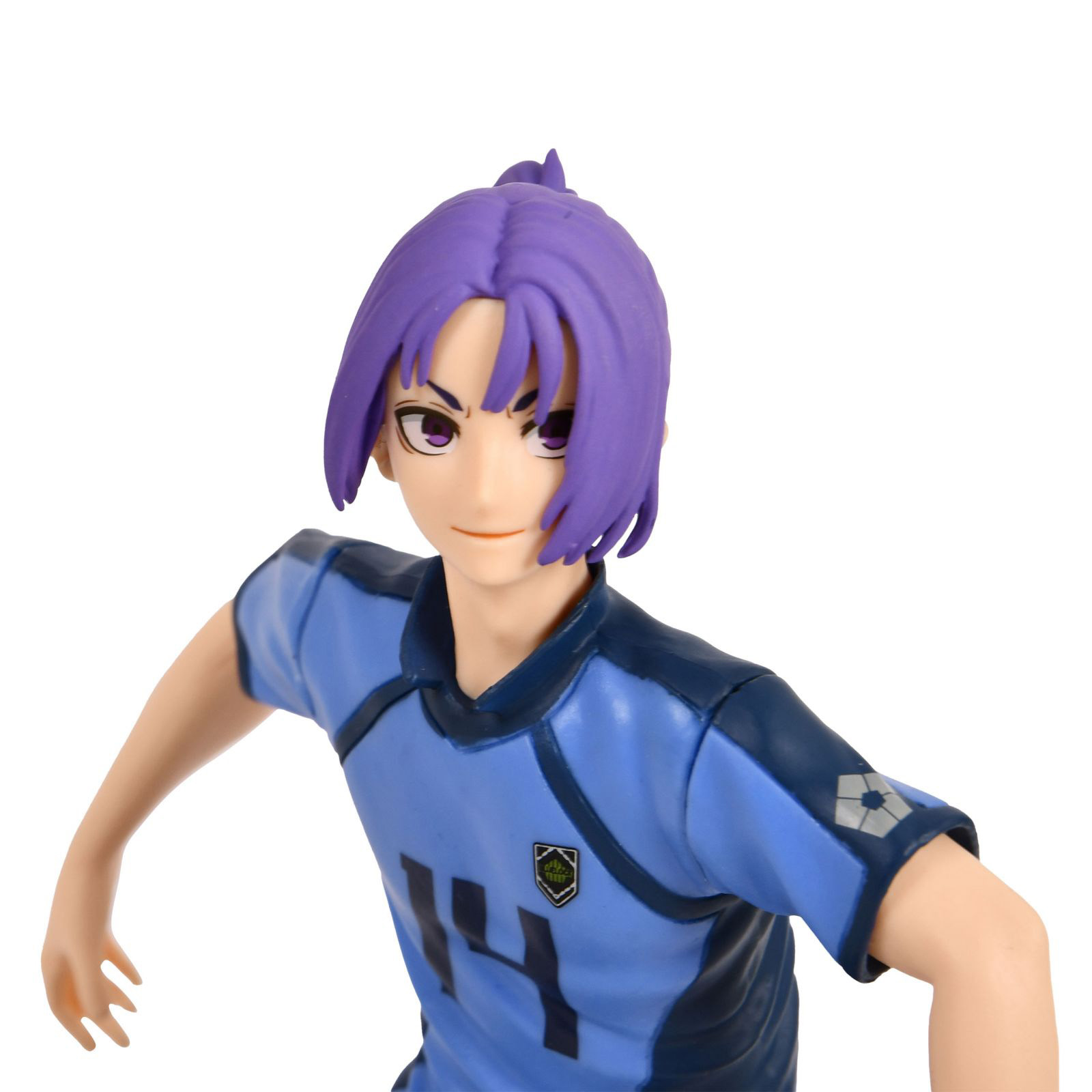 Anime-Figur eines jungen Mannes mit lila Haaren. Er trägt ein blaues und marinefarbenes Hemd. Nummer 14.