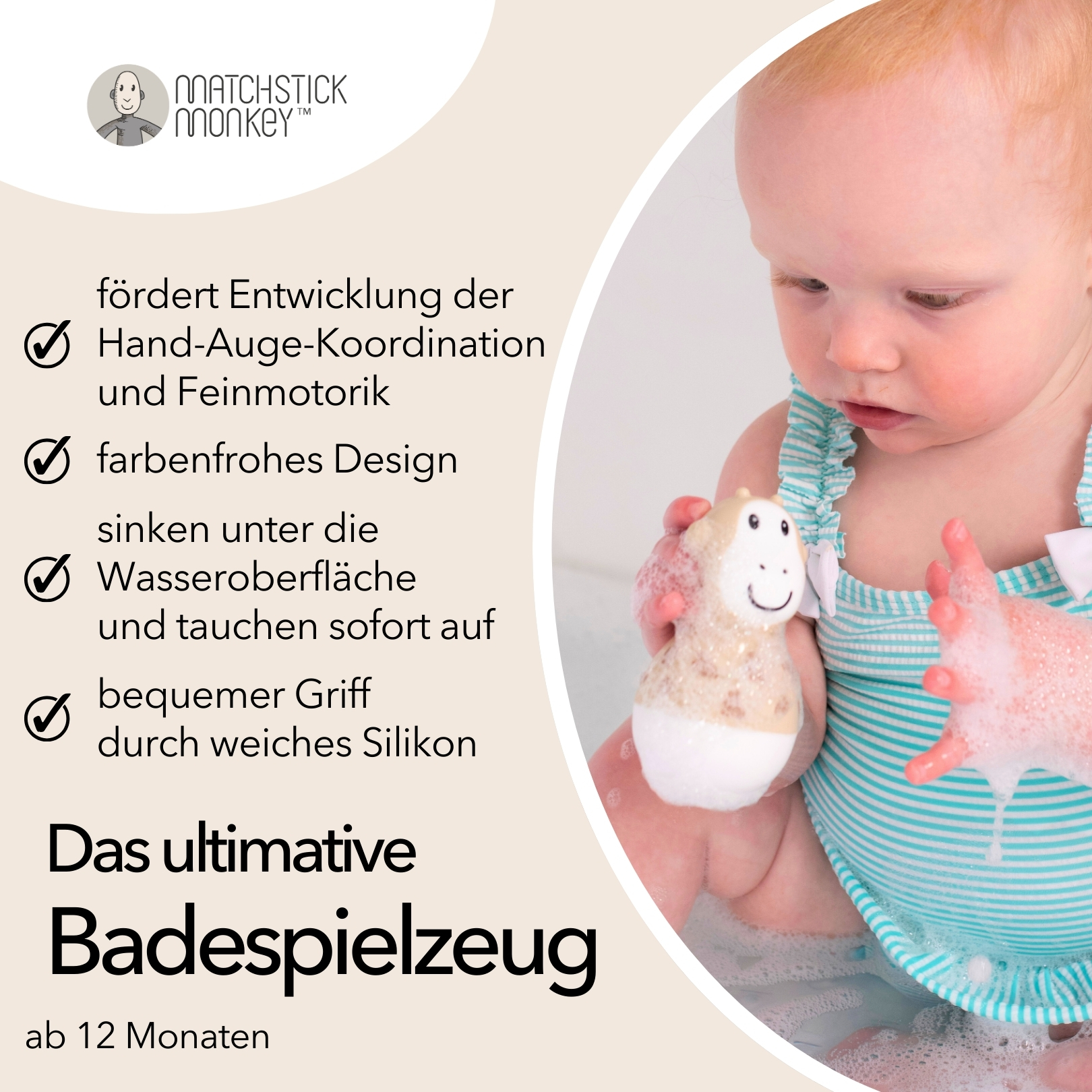 Ein Baby mit einem Spielzeug in einer Badewanne. Text auf dem Bild auf Deutsch.
