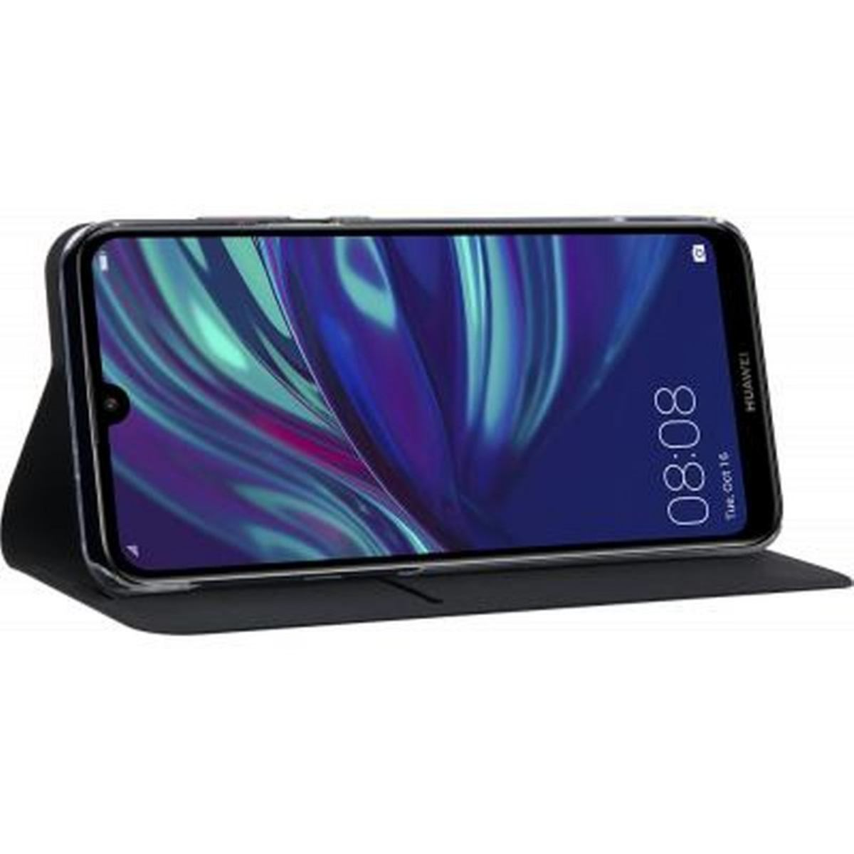 Ein schwarzes Smartphone in einer Folio-Hülle, offen, mit Anzeige, auf weißem Hintergrund.