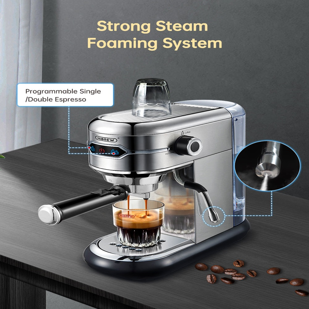 Máquina de espresso plateada con vaso. Texto: Strong Steam Foaming System.