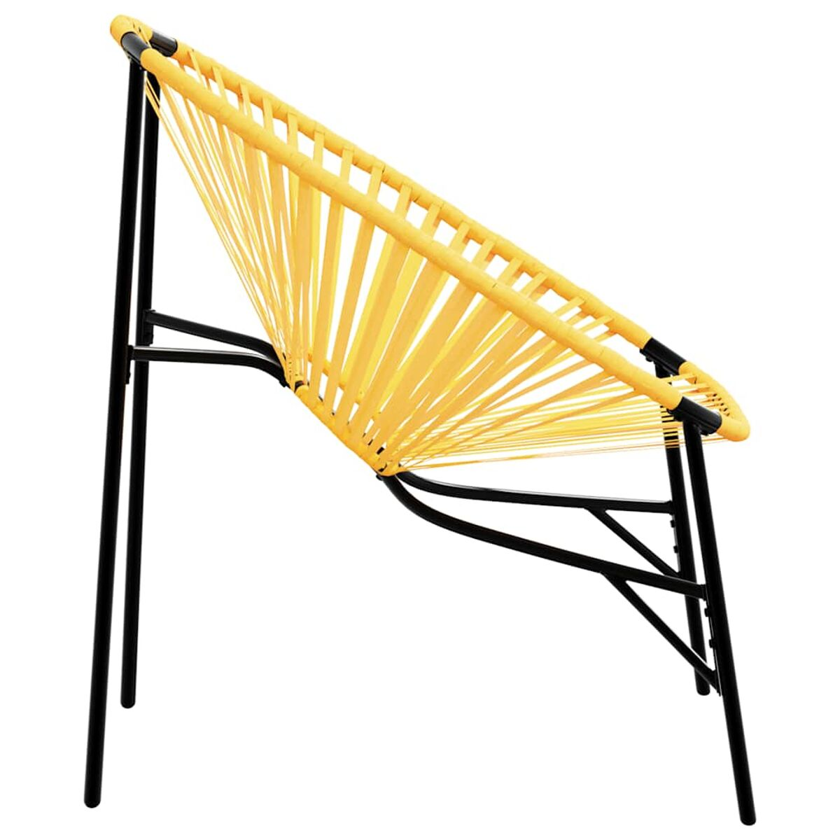 Sedia in corda gialla, telaio nero. Design moderno. Isolato su bianco. Vista angolata.
