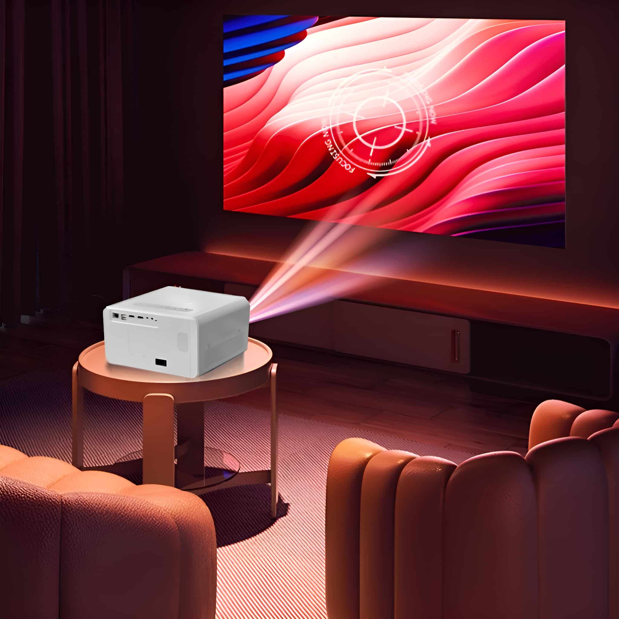 Ein Projektor projiziert ein rot-weißes Bild auf eine Leinwand.