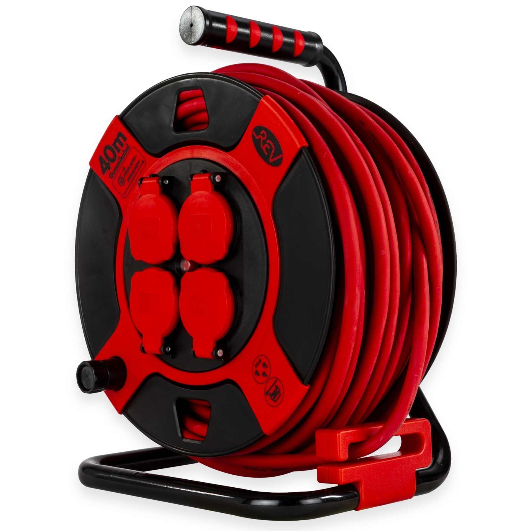 Czerwono-czarny bęben przedłużacza z czterema czerwonymi gniazdami na białym tle.