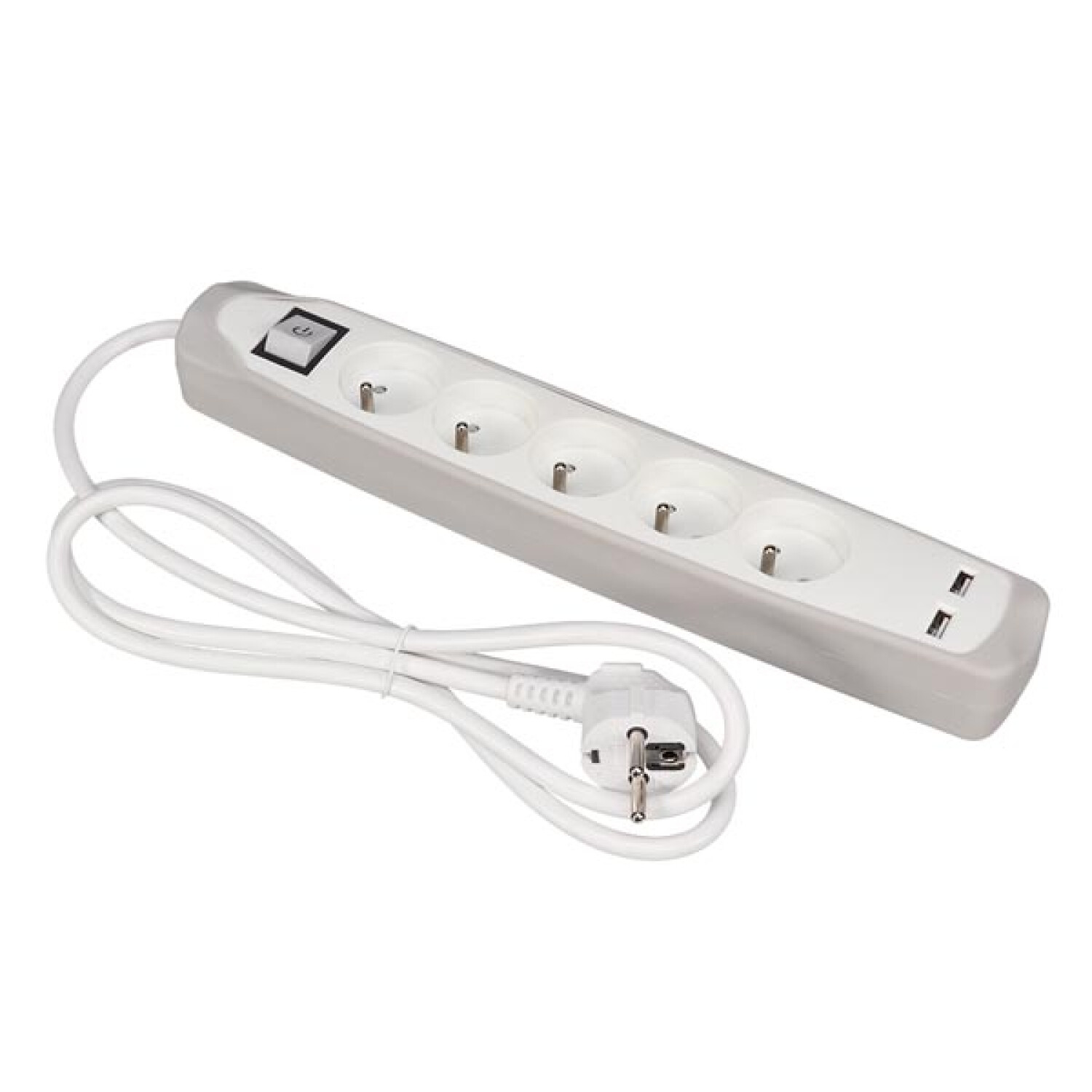 Weißes Verlängerungskabel mit 4 Steckdosen und einem Stecker. Es hat einen schwarzen Schalter und zwei USB-Anschlüsse.