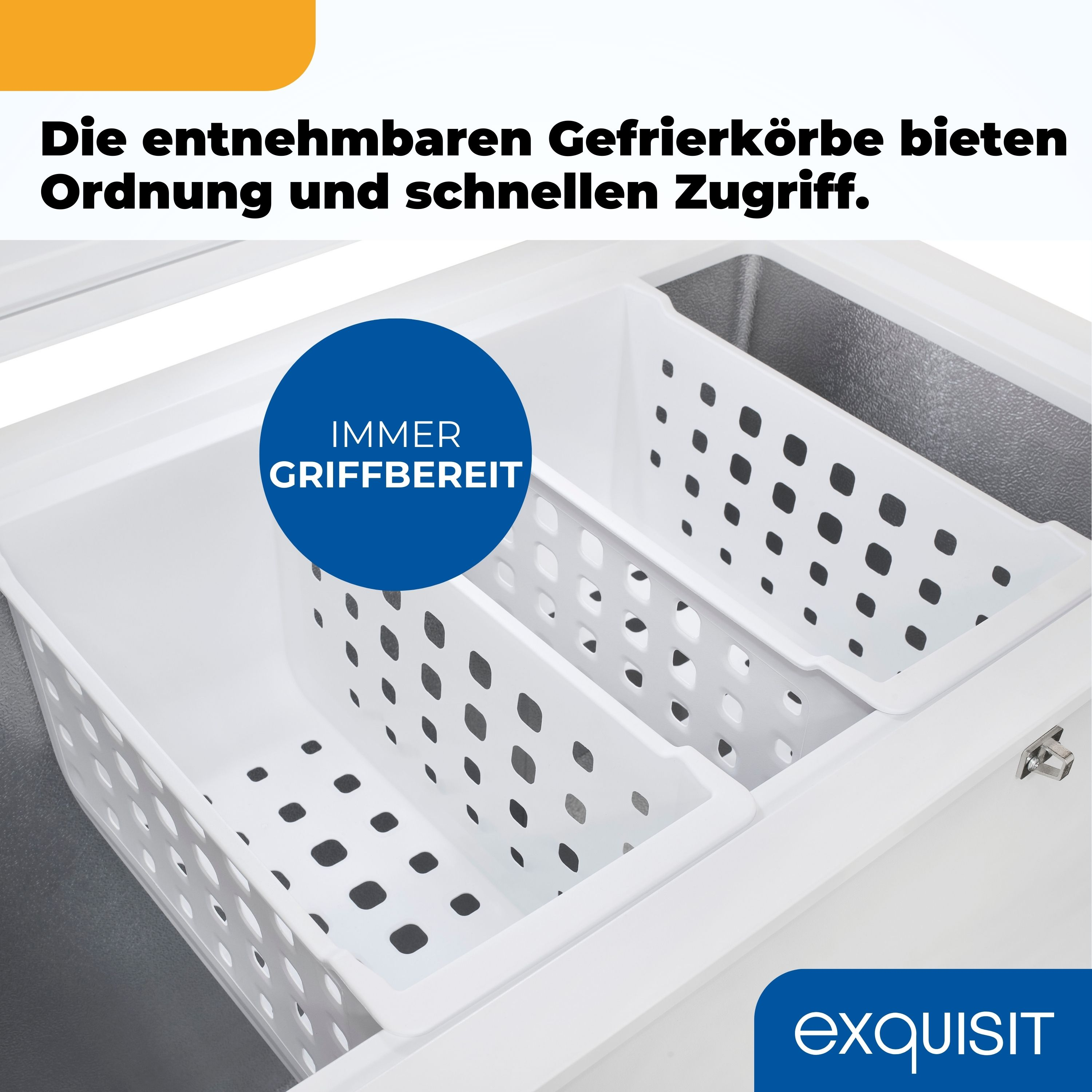 Weißer Gefrierschrank mit drei herausnehmbaren Körben.