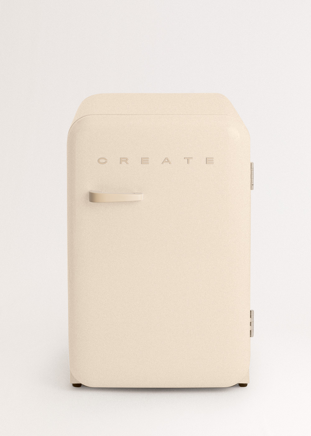 Mini-nevera color crema con puerta cerrada. El nombre de la marca es visible en la puerta.