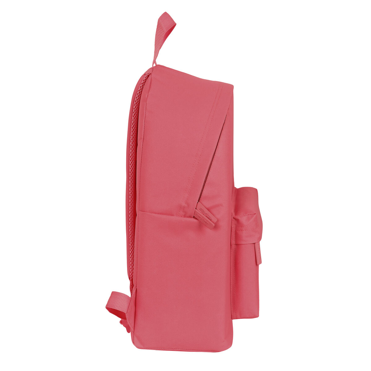Rosa Rucksack, Seitenansicht. Hat eine kleine Vordertasche und einen Griff oben.
