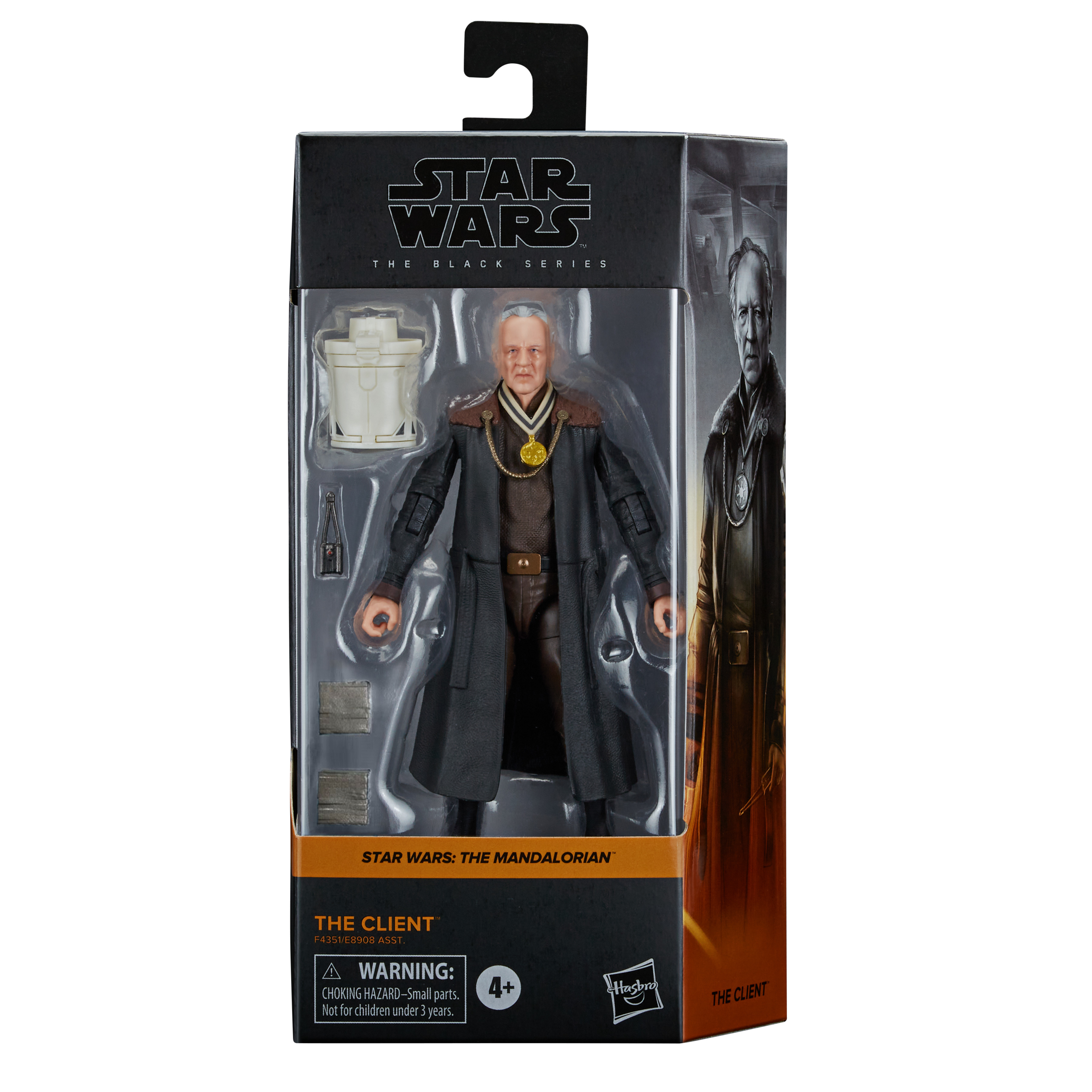 Figura de acción en una caja. La figura es un hombre con abrigo negro. La caja tiene el logo de Star Wars.