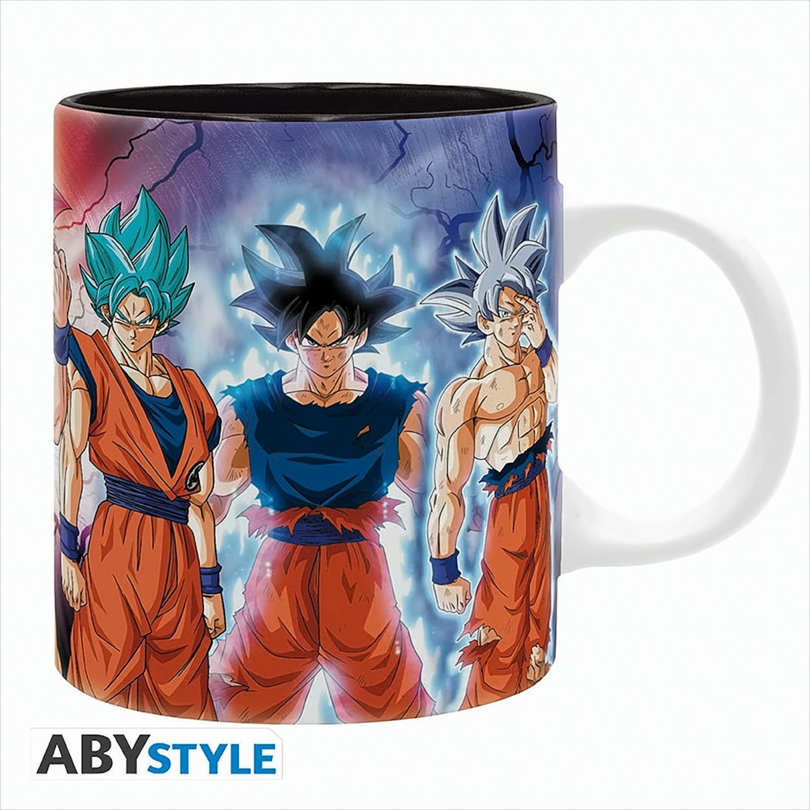 Dragon Ball Z-Tasse mit drei Charakteren. Enthält Goku und andere Charaktere.