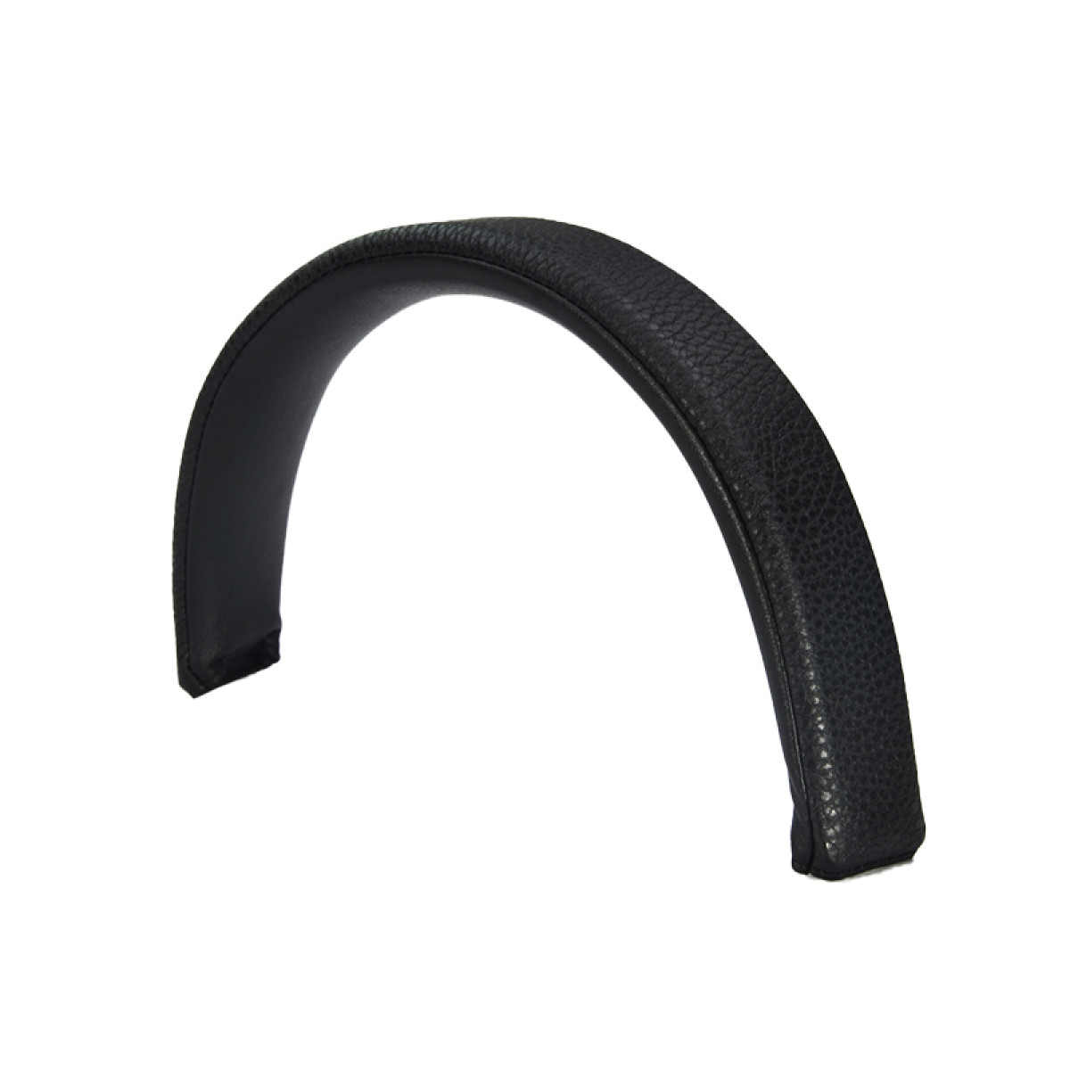 Maniglia curva in pelle nera, probabilmente per una borsa, isolata su sfondo bianco.