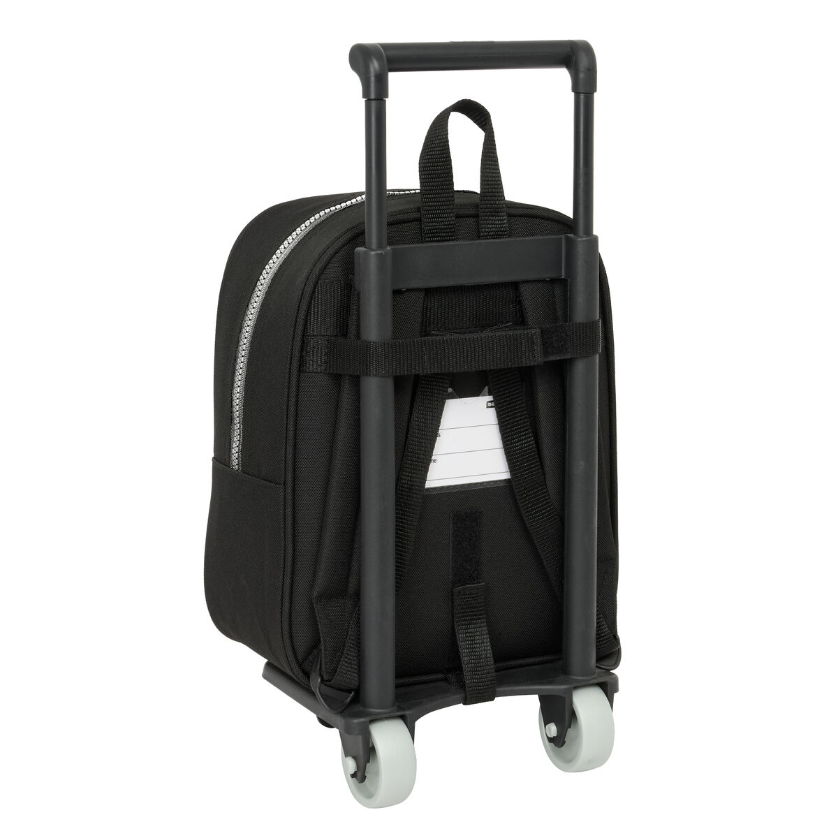 Schwarzer Rollrucksack mit Rädern und Griff. Weißer Hintergrund.