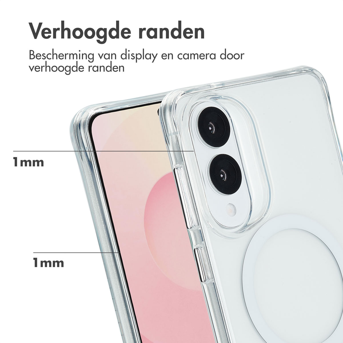 Gros plan d'un téléphone dans une coque transparente. La coque a des bords surélevés pour protéger l'appareil photo et l'écran.