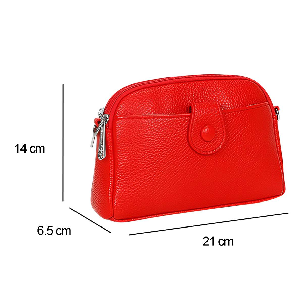 Eine rote Kunstledertasche mit Reißverschluss, kleiner Tasche und Maßen in Zentimetern.