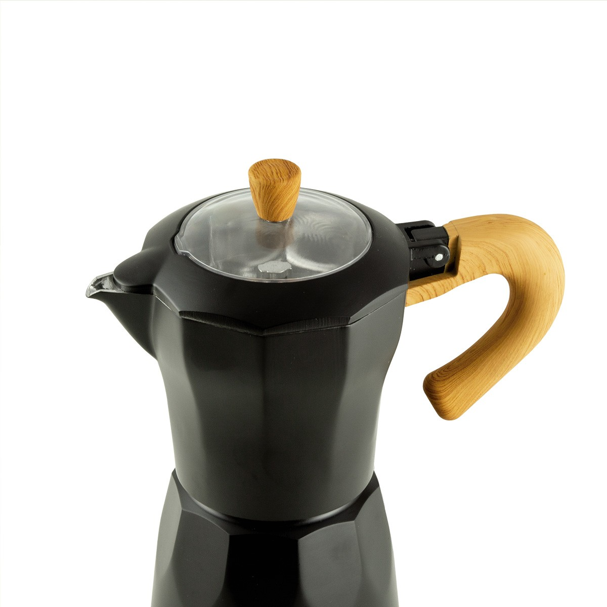 Schwarzer Espressokocher mit Holzgriff und Knopf. Auf weißem Hintergrund.