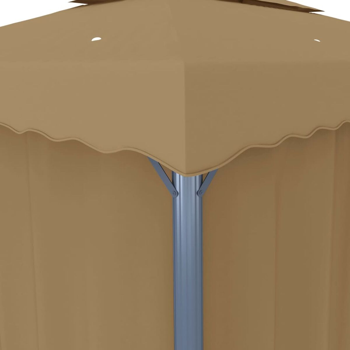 Beige Stoff, der eine Zeltstruktur bedeckt. Die Oberseite des Zeltes ist sichtbar.