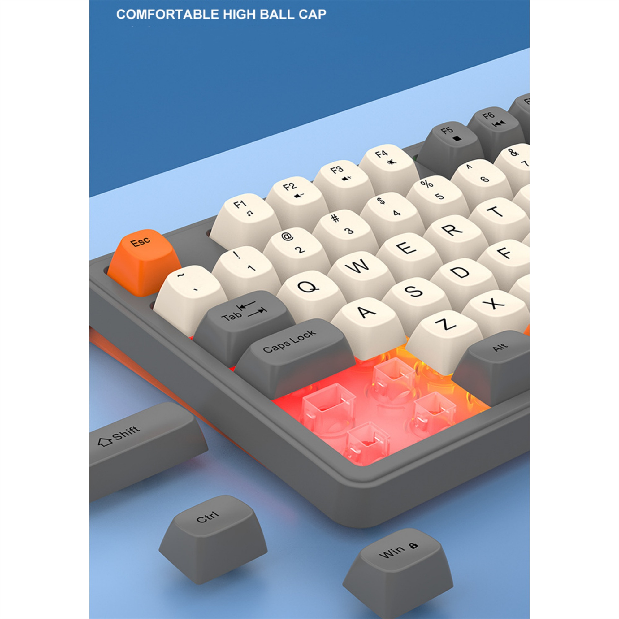 Nahaufnahme einer mechanischen Tastatur mit orangefarbenen und grauen Tasten.
