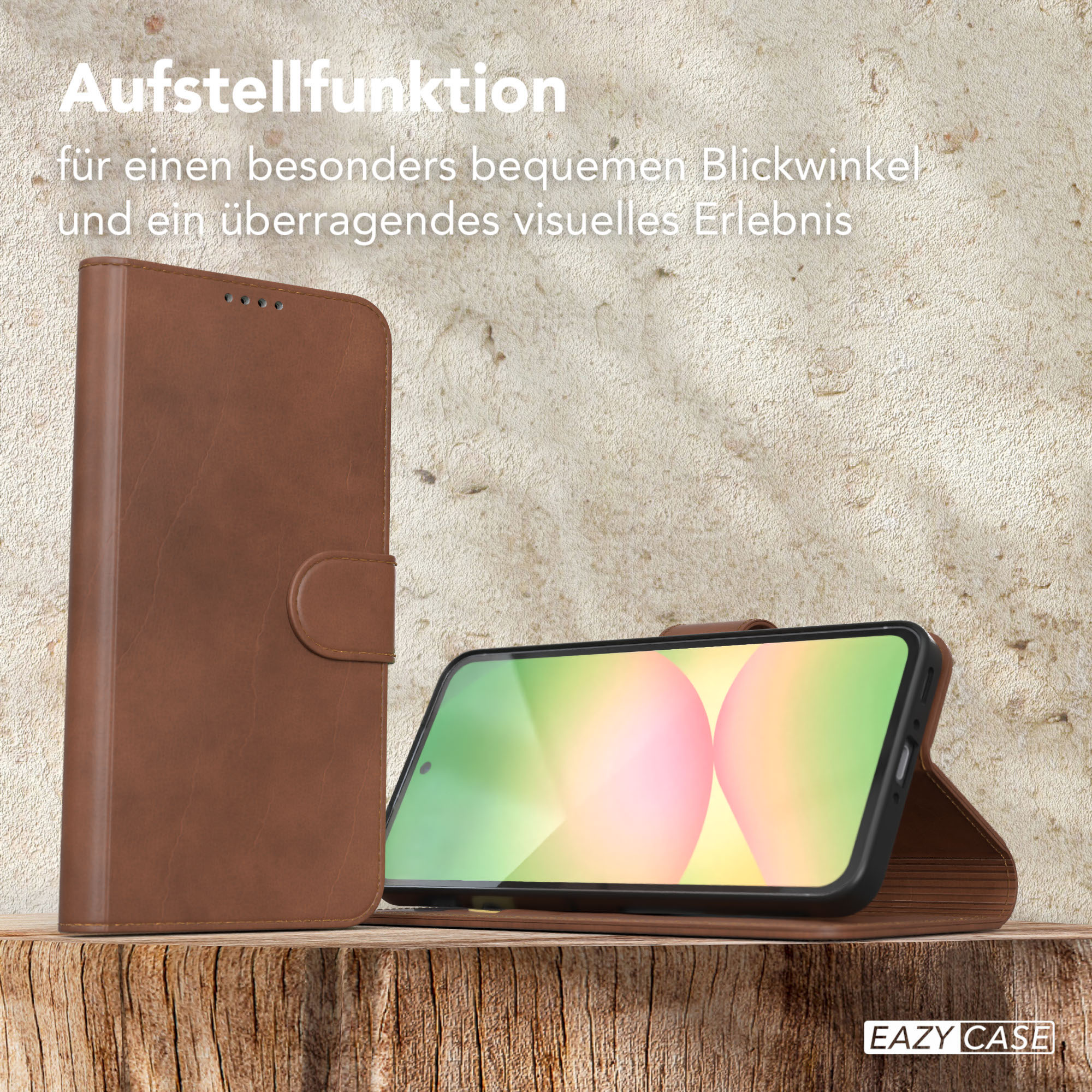 Braune Handyhülle mit einem Telefon darin, das den Bildschirm und eine Standfunktion zeigt.