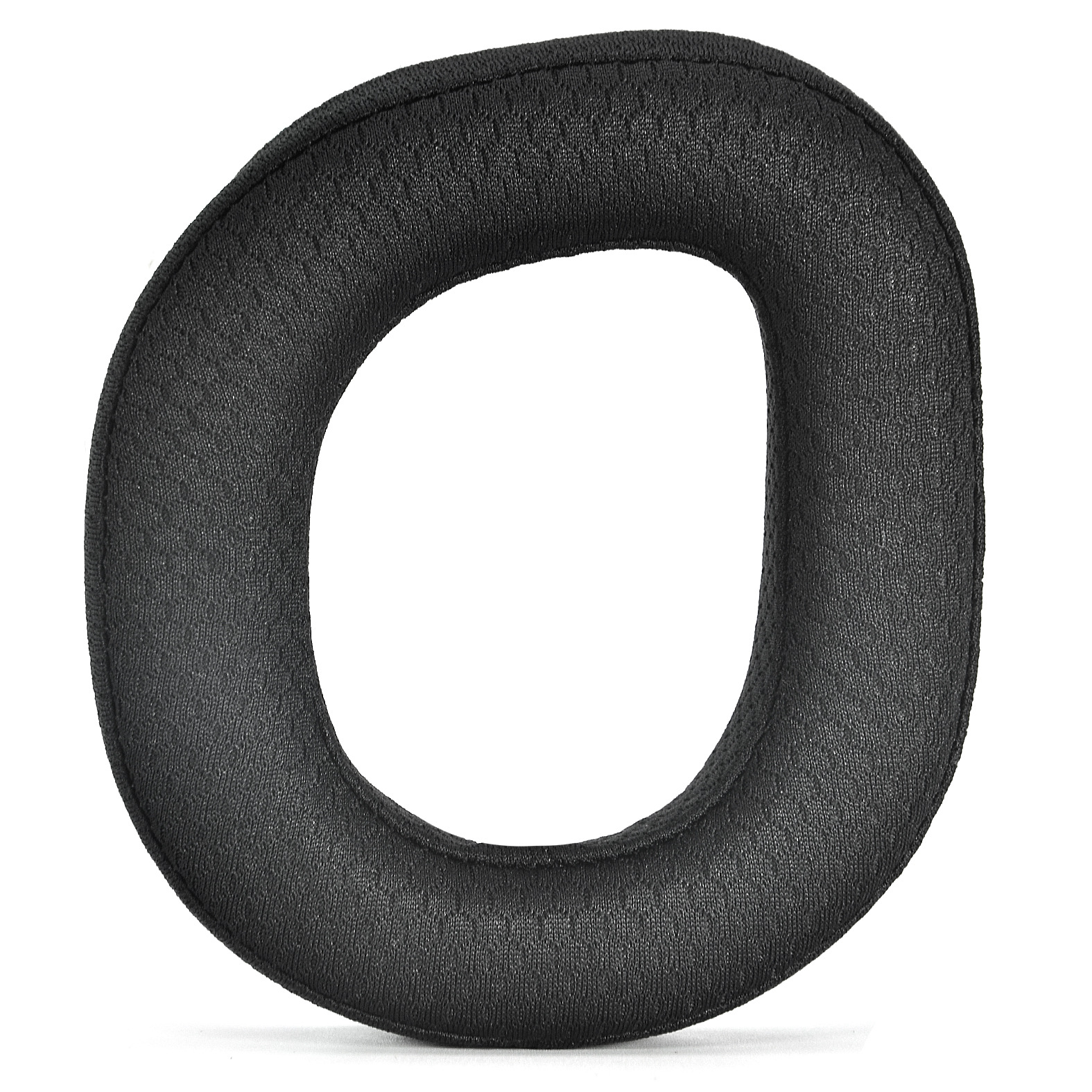 Cuscinetto auricolare nero, circolare. Realizzato in tessuto strutturato. Progettato per l'orecchio.