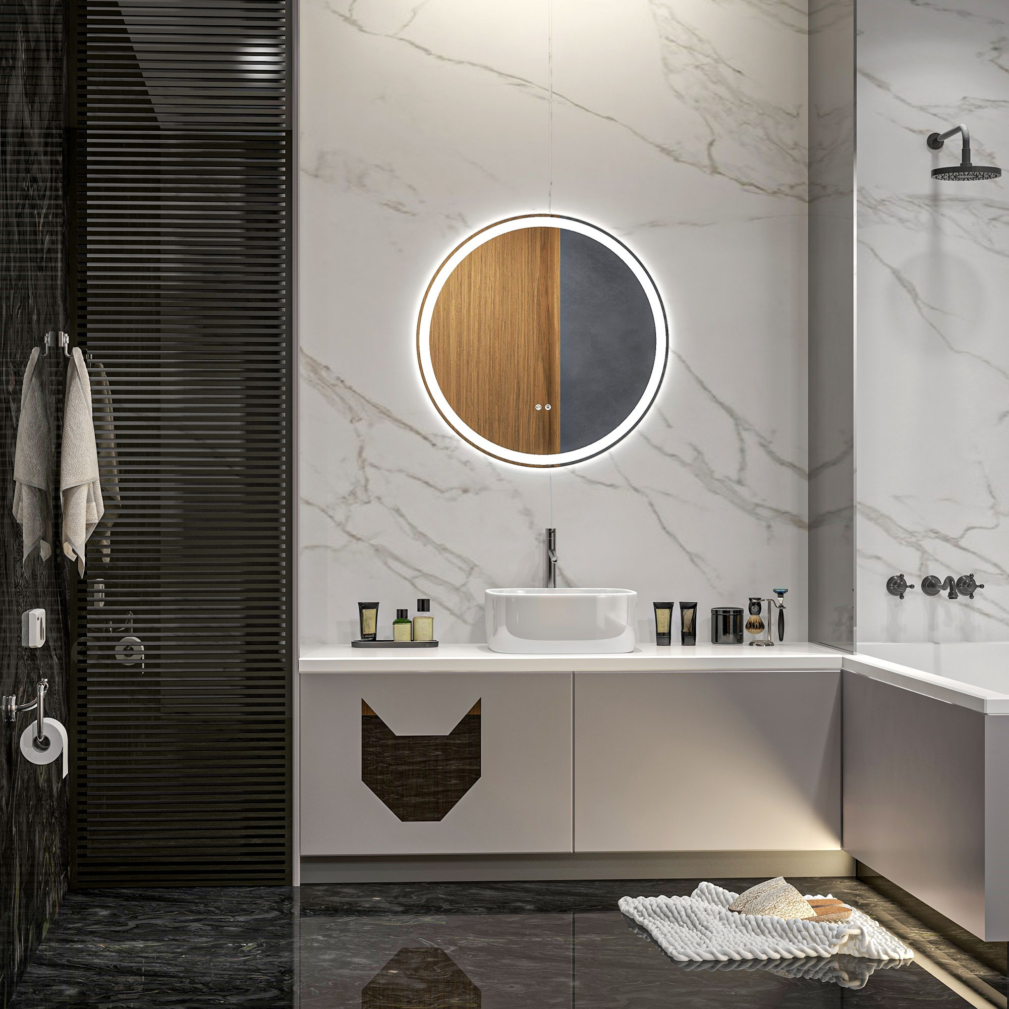 Modernes Badezimmer mit Marmorwänden, rundem Spiegel, Waschbecken und Accessoires. Schwarzer Boden, Handtücher.