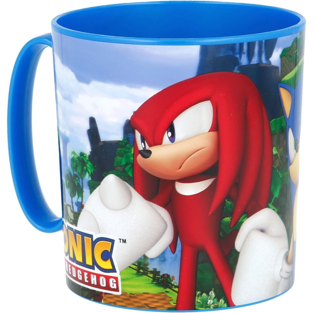 Taza azul con el personaje Knuckles de Sonic the Hedgehog.