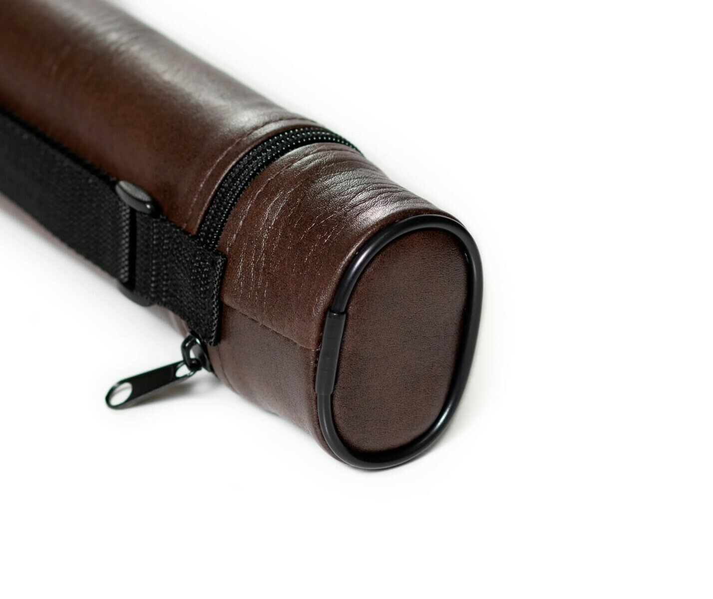 Bruine keu-etui.
