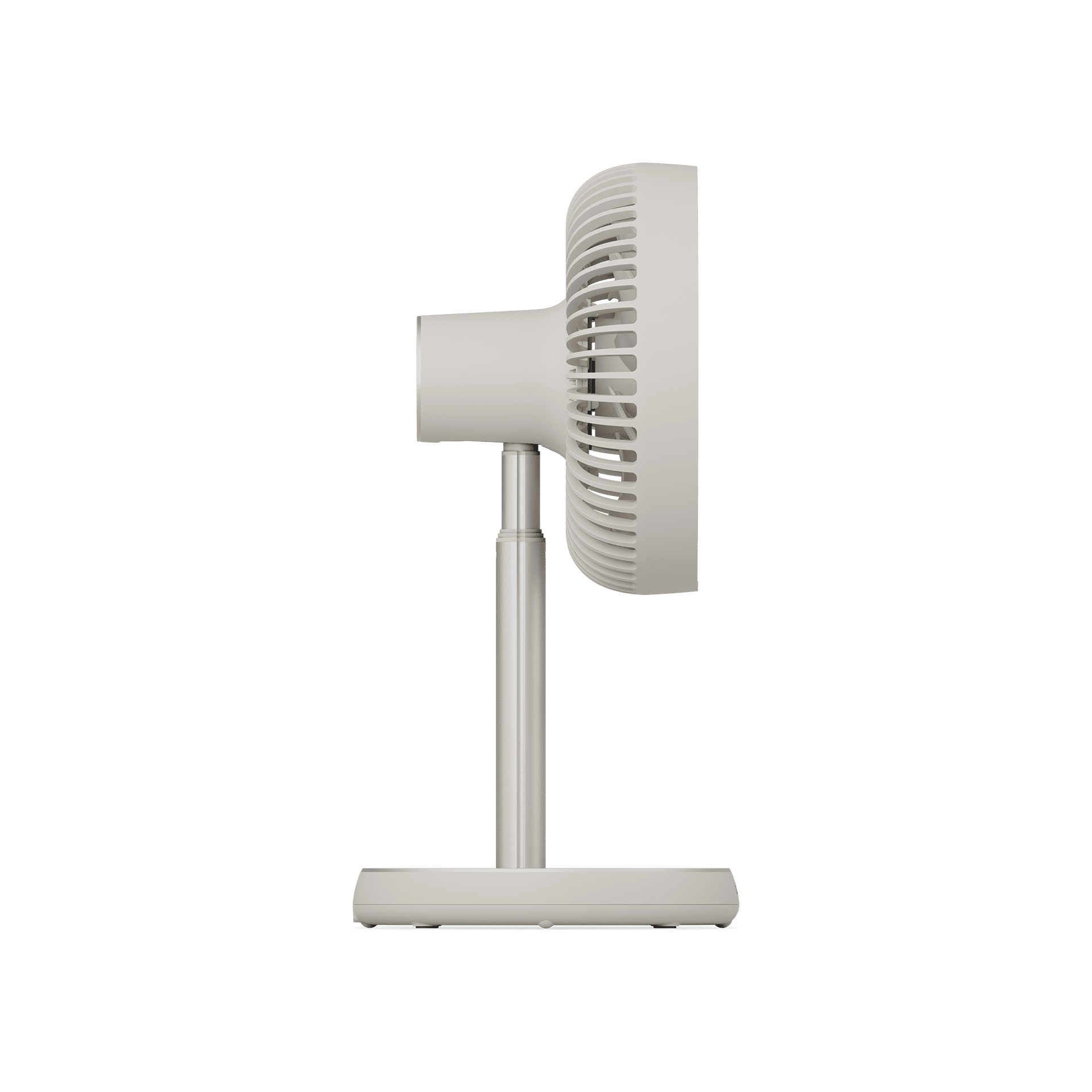 Ventilador de pie blanco, vista lateral, sobre fondo negro.