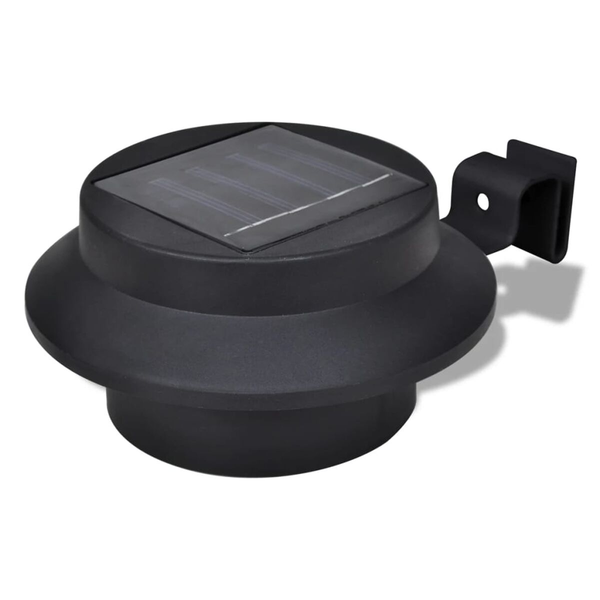 Un'apparecchio di illuminazione solare nero con pannello solare e staffa di montaggio.