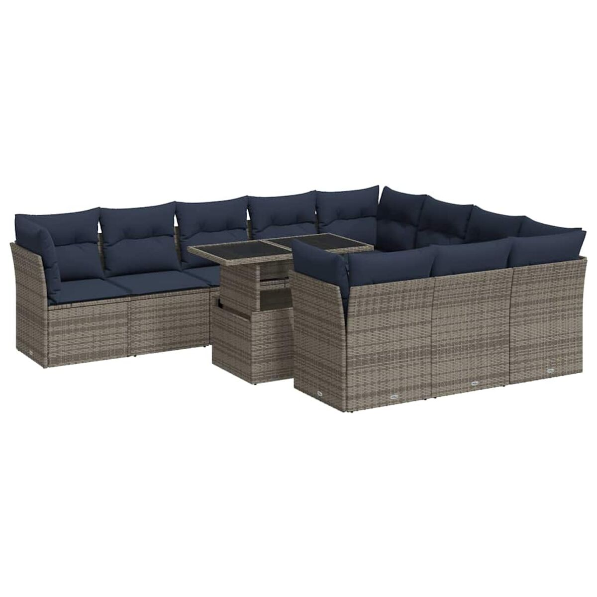 Set divano componibile da esterno in vimini con cuscini blu e un tavolo. Disposizione a forma di U.