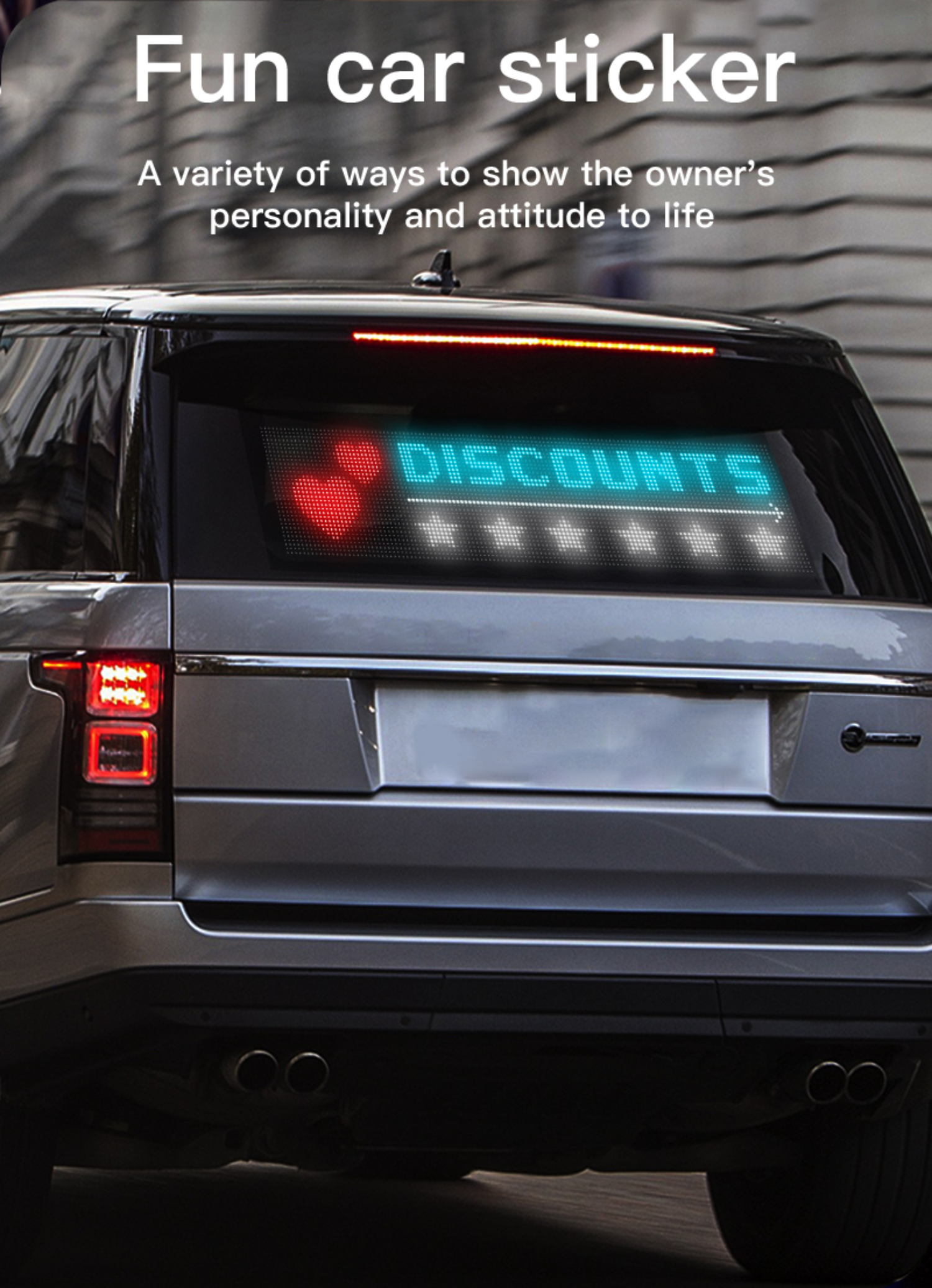 Das Heckfenster eines silbernen Autos zeigt 'DISCOUNTS' in blauen und roten Lichtern. Text: 'Fun car sticker'.