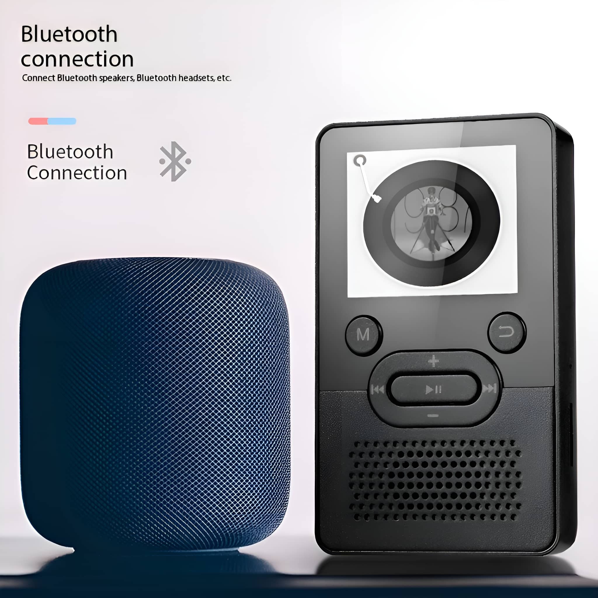 Schwarzer Musikplayer mit Bluetooth-Lautsprecher. Der Lautsprecher und der Player stehen nebeneinander.
