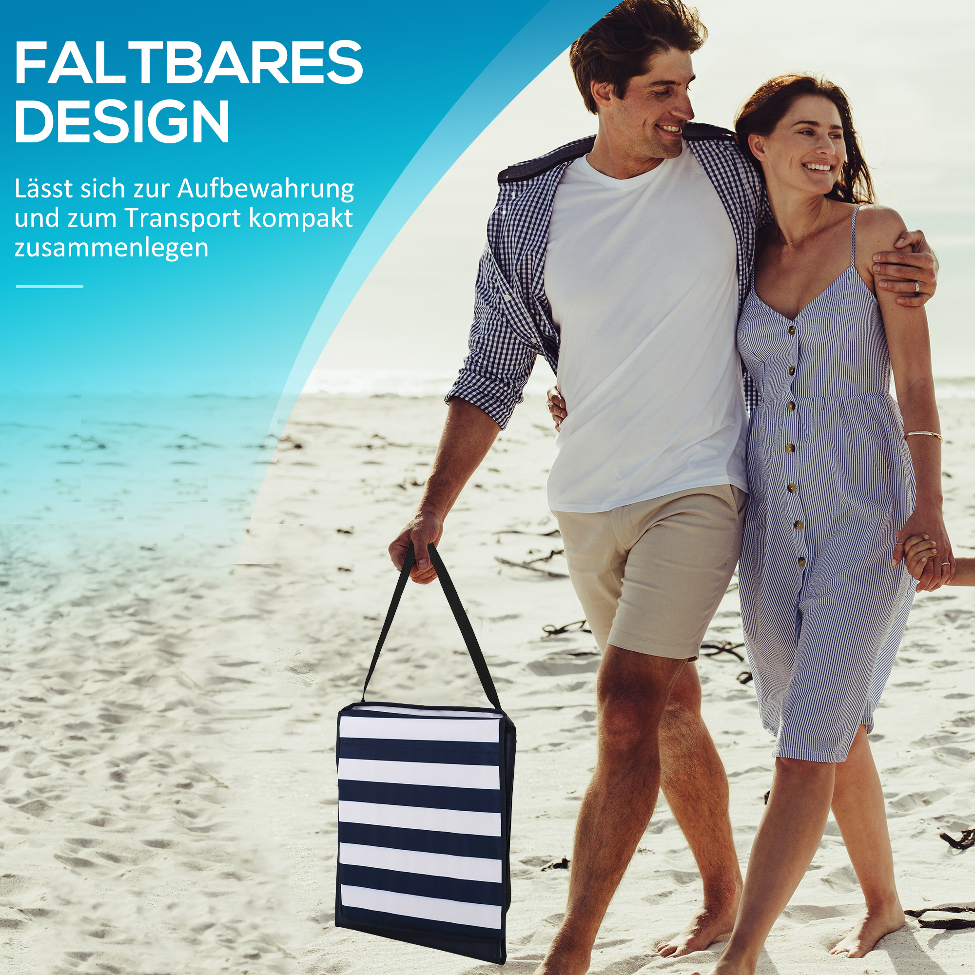 Paar am Strand, Mann trägt gestreifte Tasche.