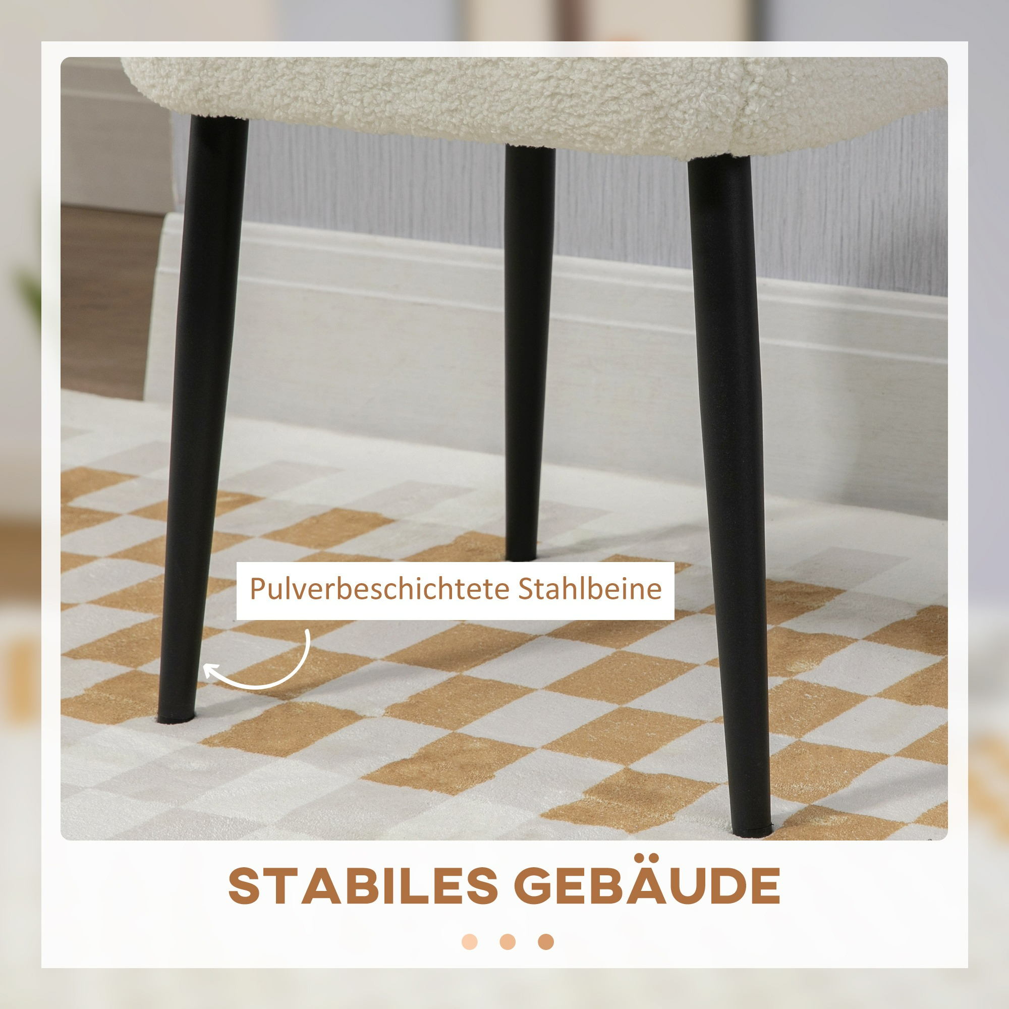 Ein Hocker mit schwarzen Beinen und einem gemusterten Sitz wird gezeigt.