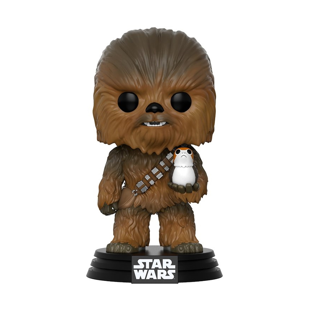 Figurka Chewbaccy trzymająca małego białego Porga. Logo Star Wars na podstawie.