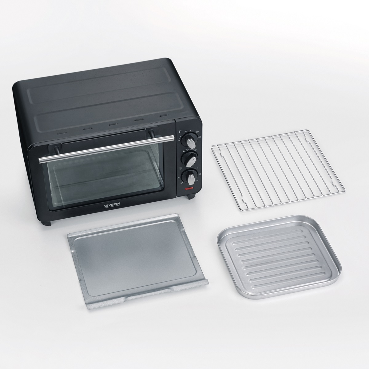 Mini horno Severin negro con accesorios: bandejas y rejilla.