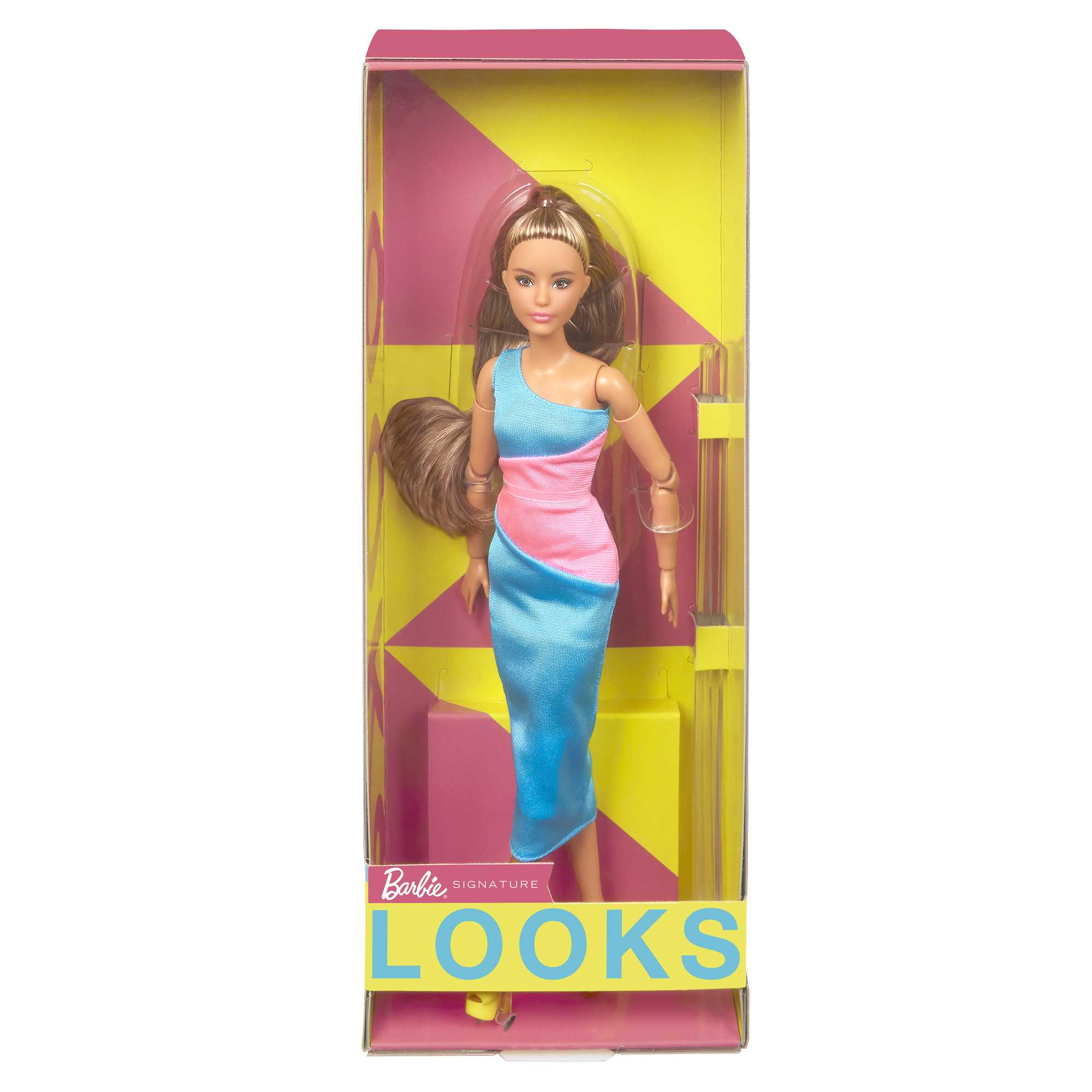 Barbie-Puppe in einer Box, trägt ein blaues und rosa Kleid. Blondes Haar, steht in einer Box mit Gelb und Rosa.