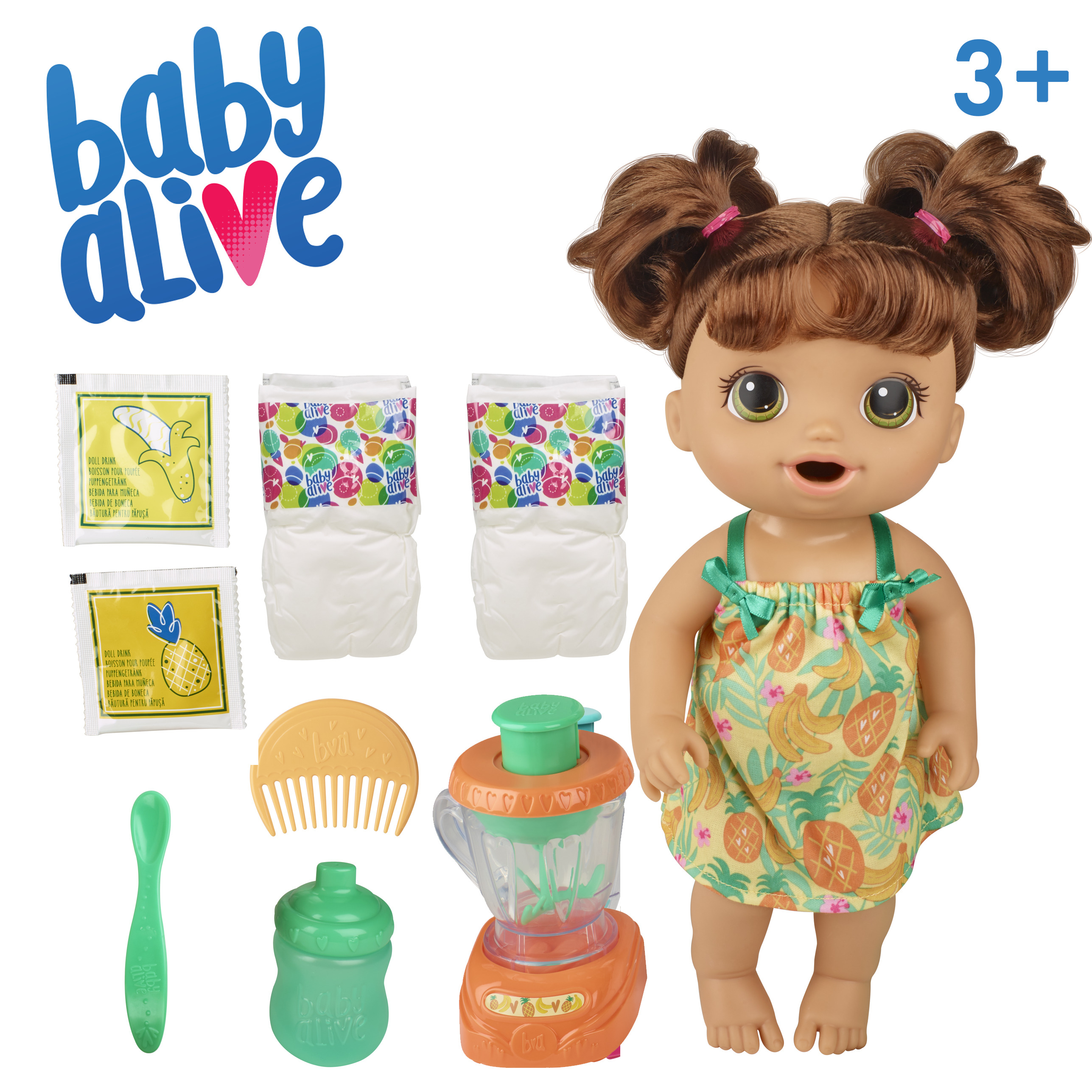 Eine Babypuppe mit Zubehör, darunter Windeln, Lebensmittelpakete, eine Flasche und ein Mixer.