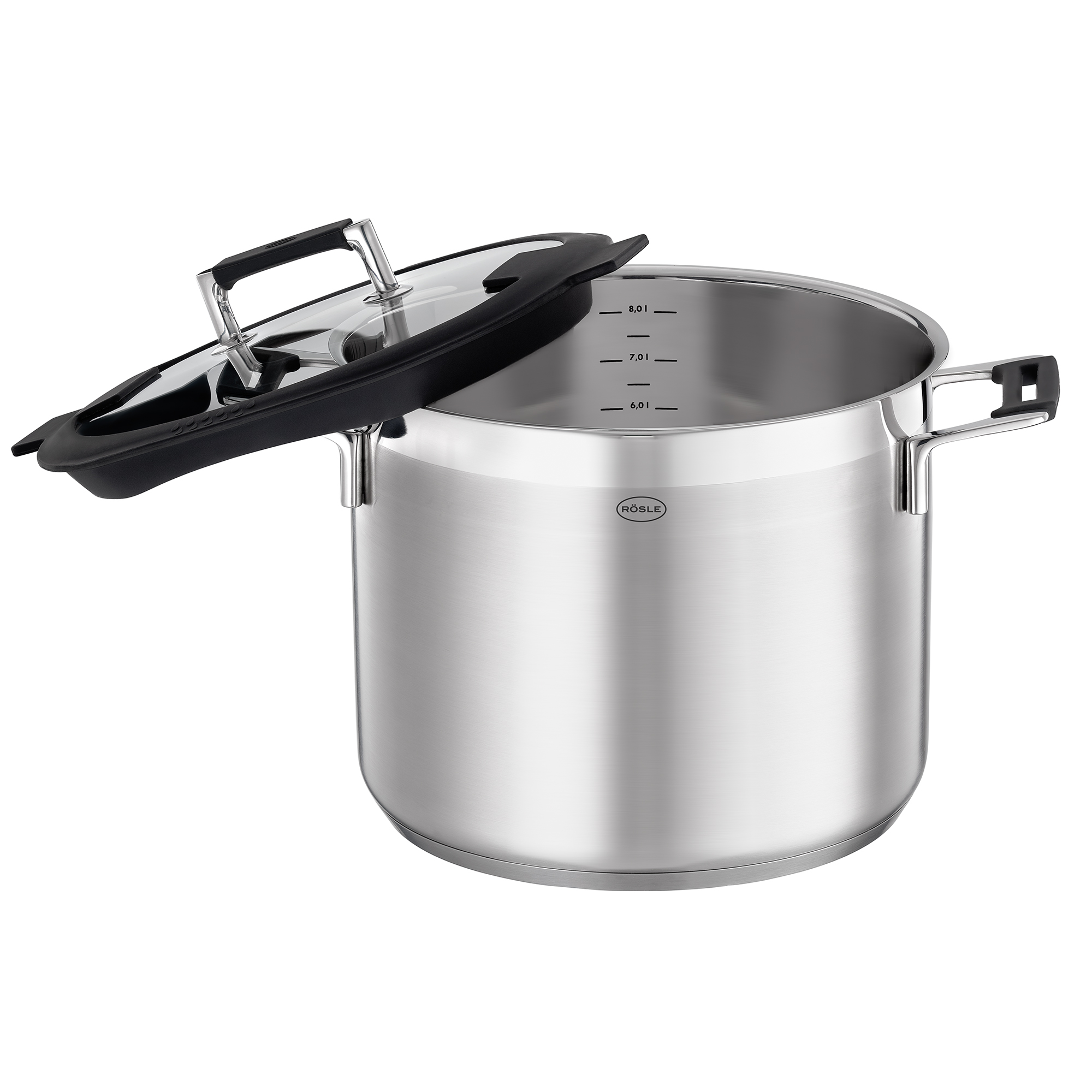 Casserole en acier inoxydable avec couvercle, fond blanc.