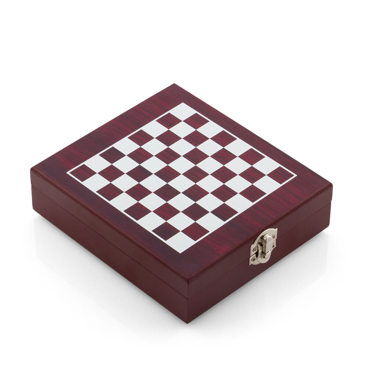 Caja de ajedrez cerrada con diseño de tablero en la parte superior, con cierre plateado.