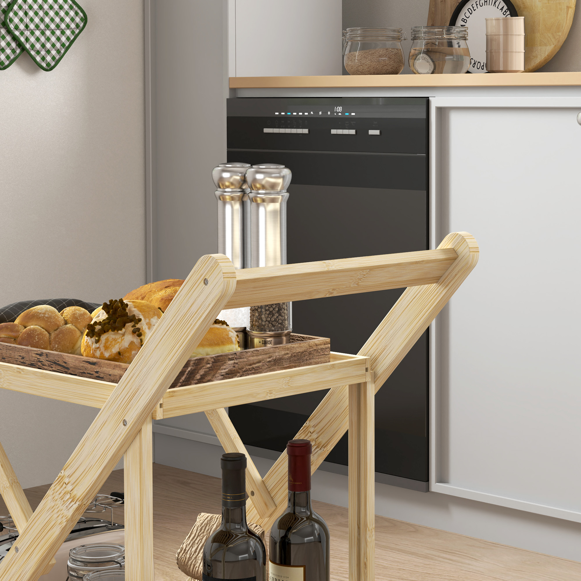 Ein Servierwagen aus Holz wird mit Gegenständen wie Brot, Wein und Salz- und Pfefferstreuern gezeigt.