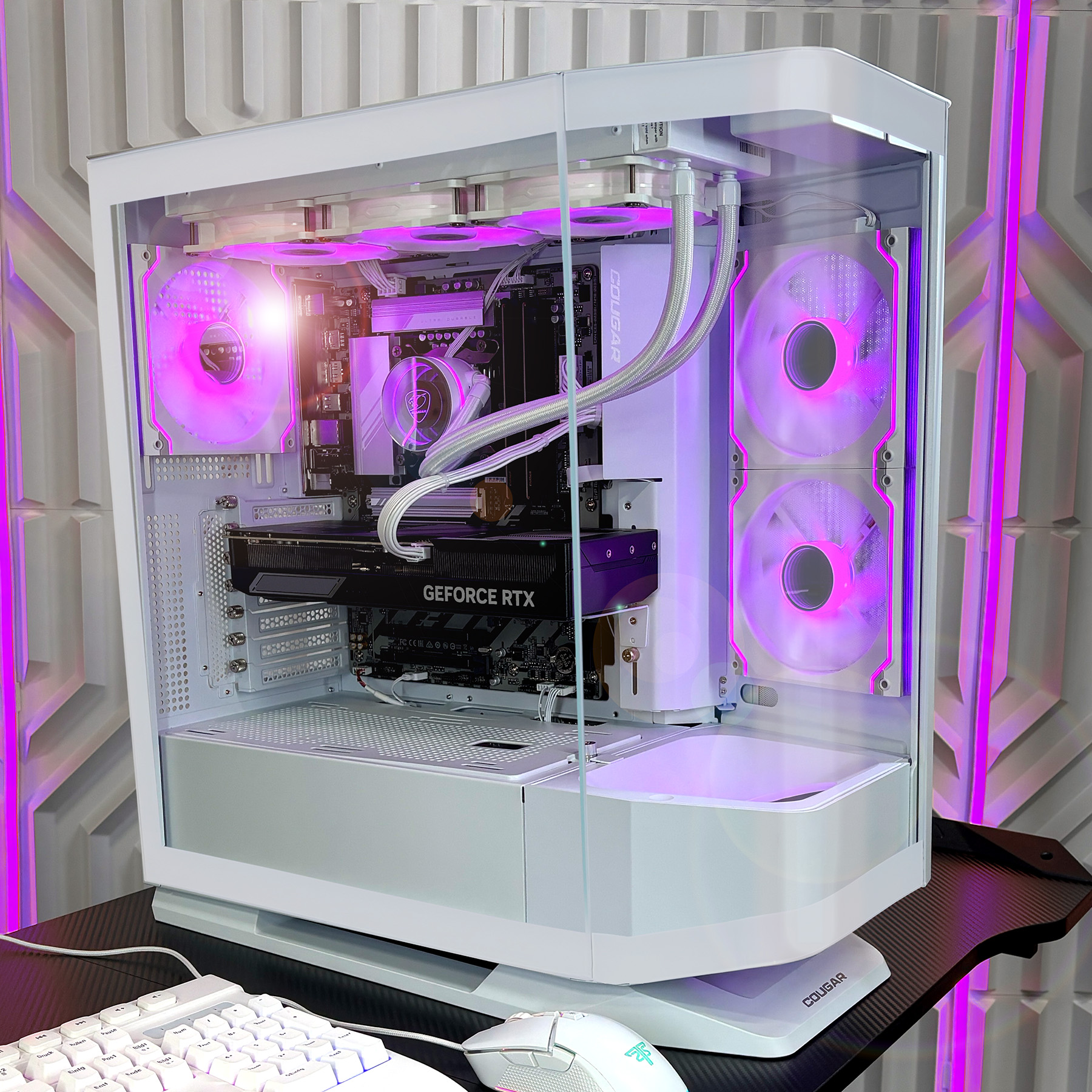 Weißes Computergehäuse mit internen Komponenten, die von rosa und blauen Lichtern beleuchtet werden.
