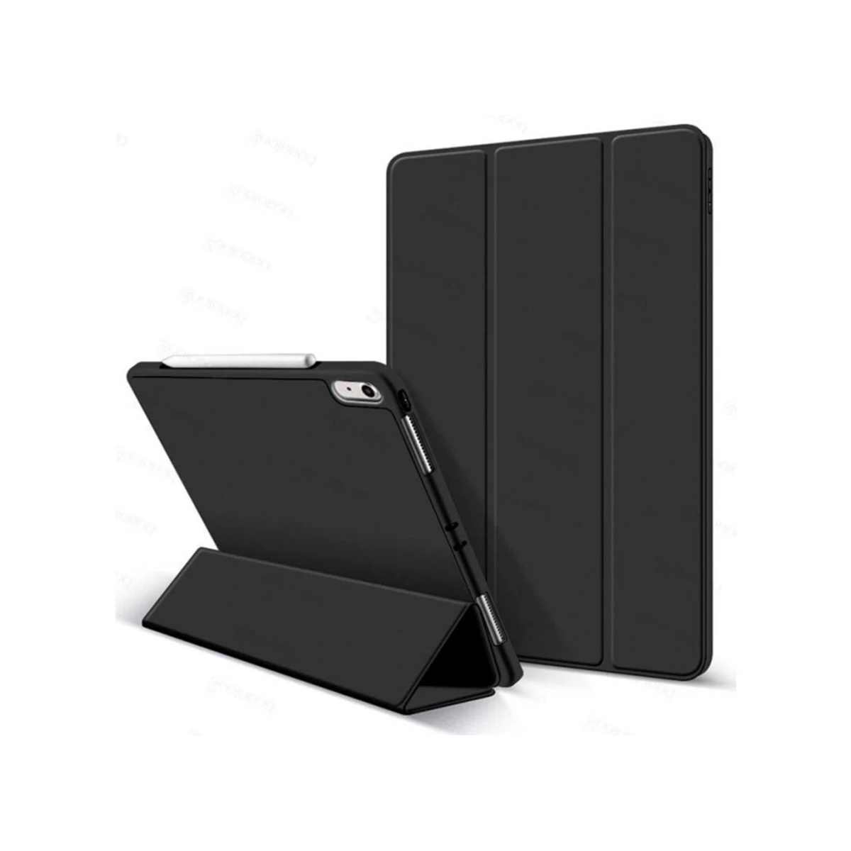 Eine schwarze Tablet-Hülle mit Stift. Die Hülle ist für den Gebrauch eingerichtet.