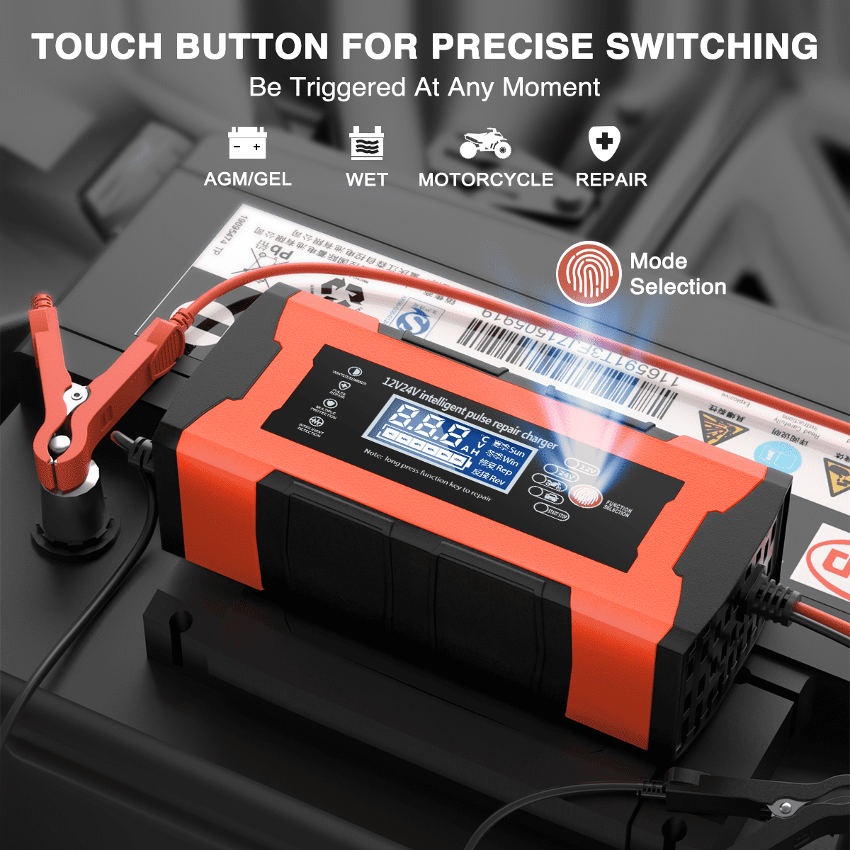 Orangenes Autobatterieladegerät, Kabel angeschlossen, mit Digitalanzeige.