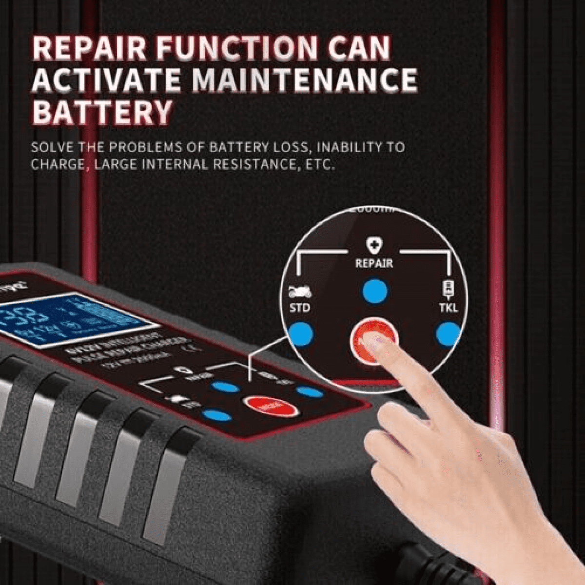 Eine Hand drückt eine rote Taste auf einem Batterieladegerät. Text erklärt Reparaturfunktion und Wartung.