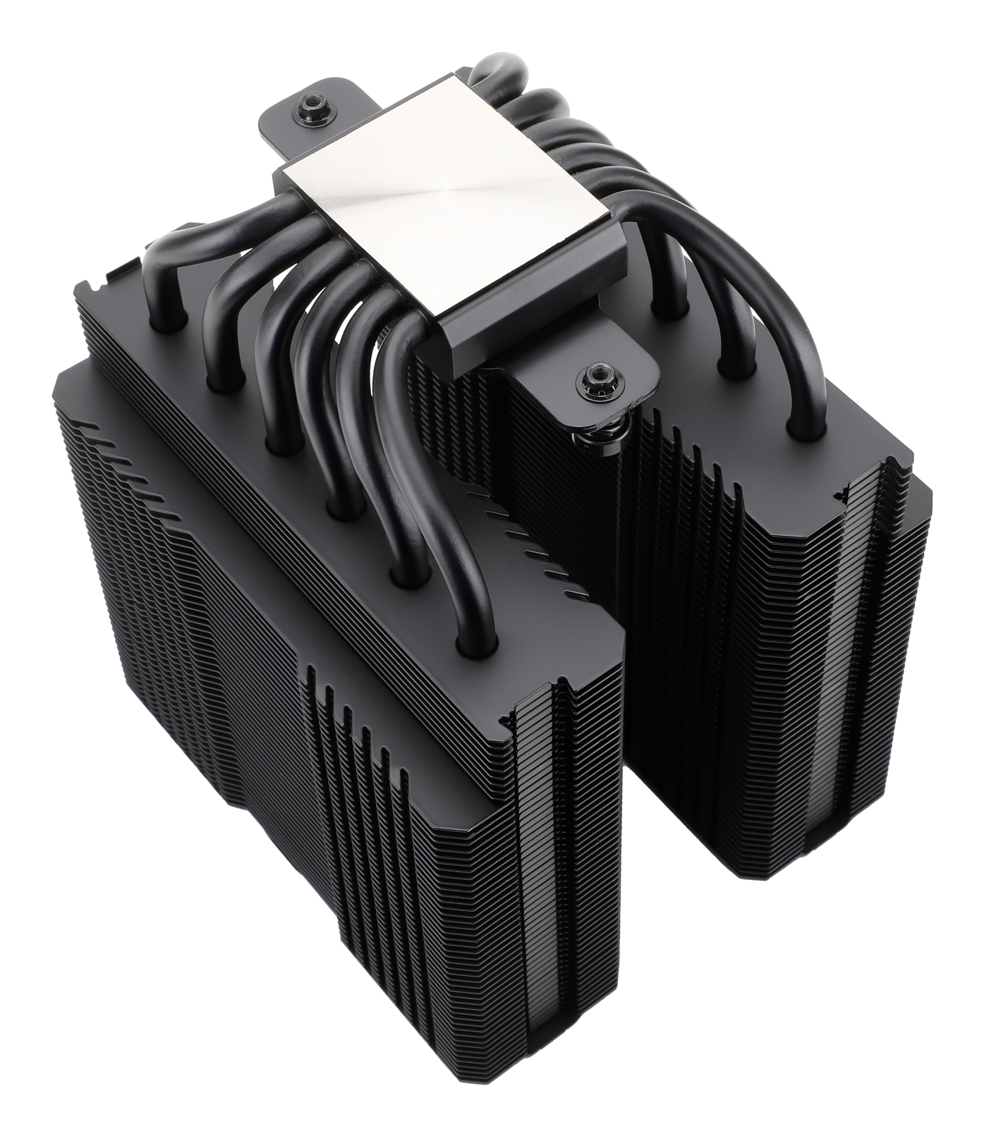 Schwarzer CPU-Kühler. Schwarze Rohre und Lamellen. Weißer Hintergrund.