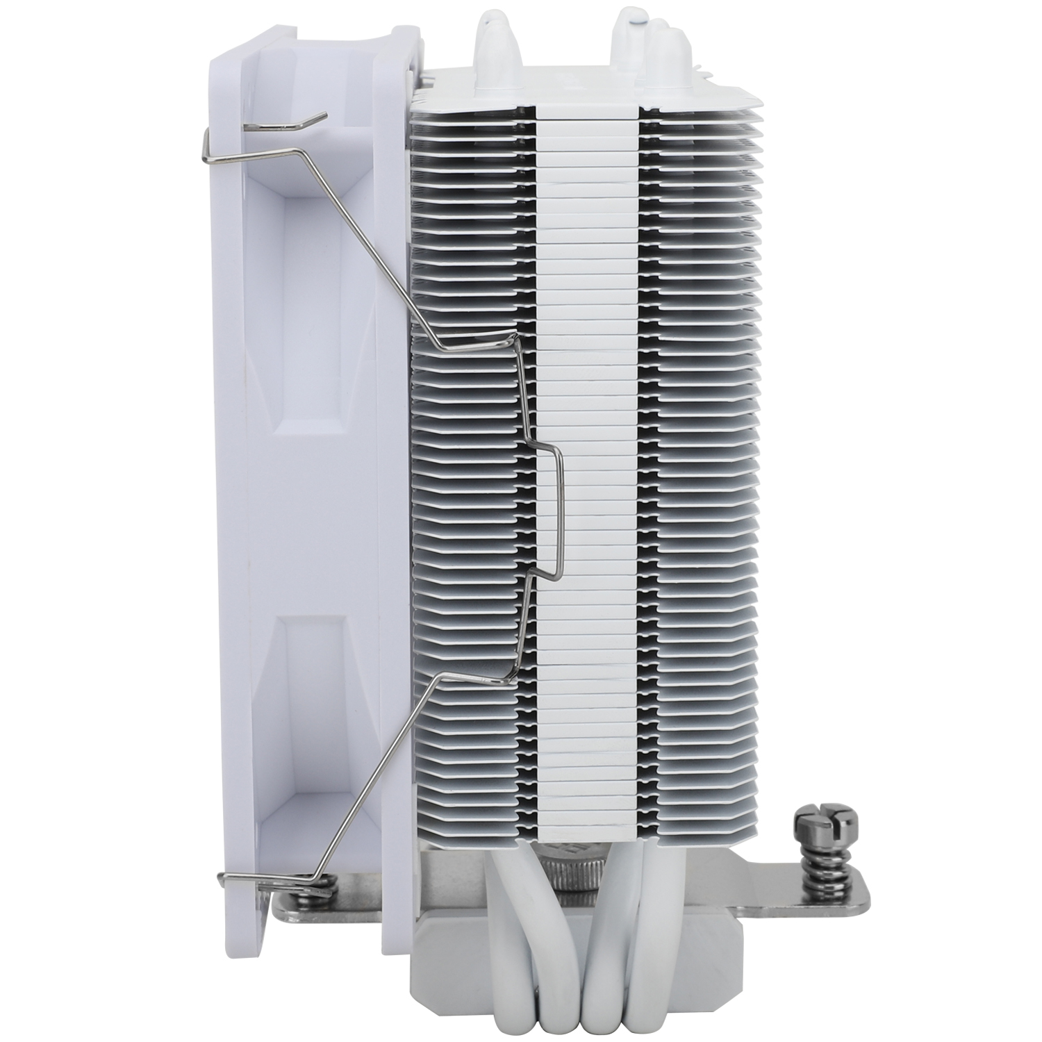 Weißer CPU-Kühler mit silbernem Kühlkörper und Lüfter. Weißer Hintergrund.