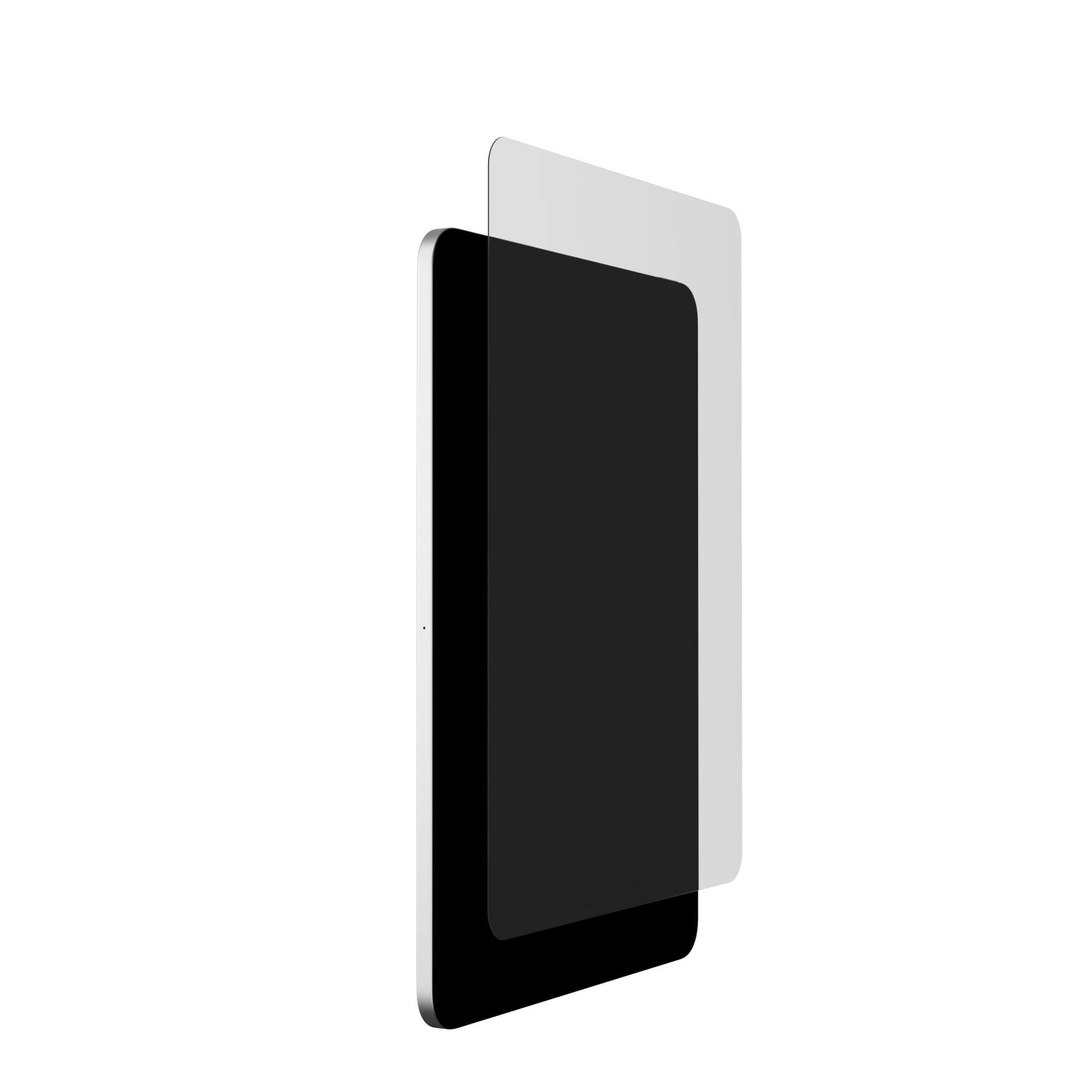 Telefono nero con protezione schermo trasparente.