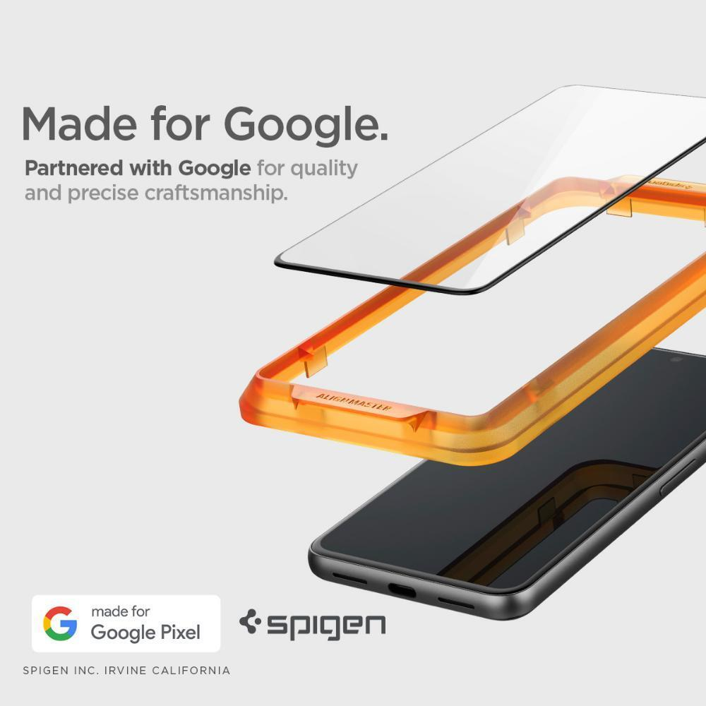 Telefoonhoes met schermbeschermer over een telefoon. Hoesje is oranje. Tekst zegt Made for Google en Spigen.
