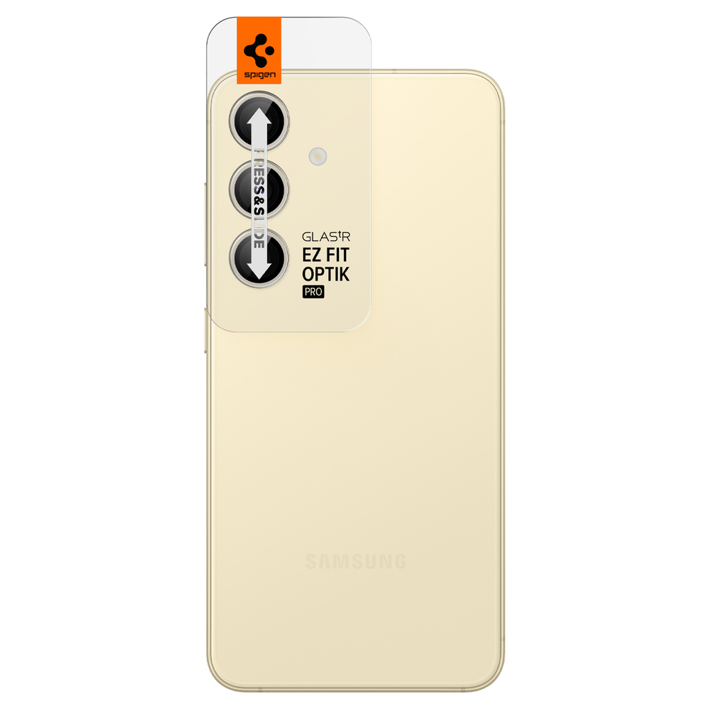Un telefono con protezione schermo e protezione lente della fotocamera applicate.