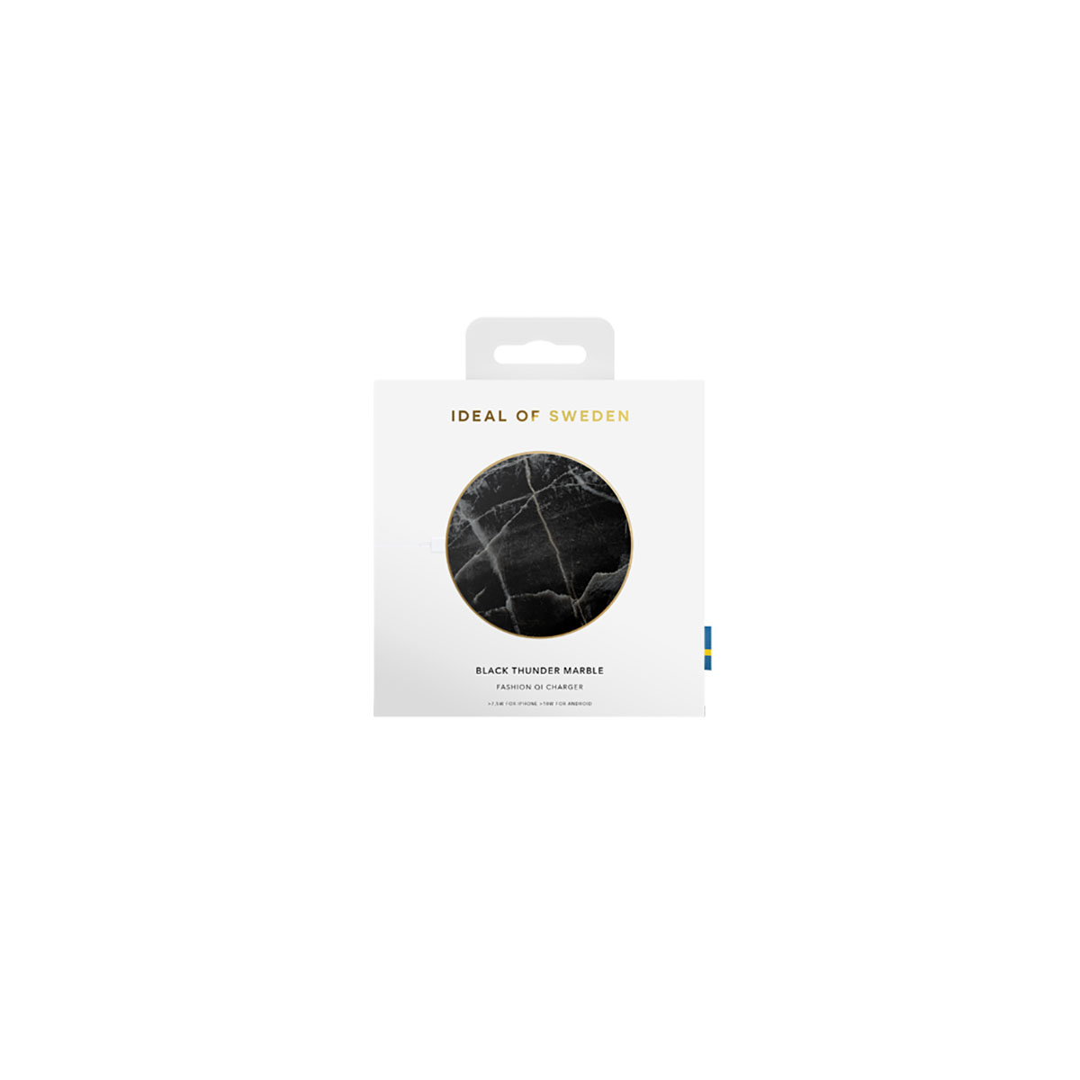 Embalaje para cargador QI Ideal of Sweden, diseño de mármol negro, fondo blanco.